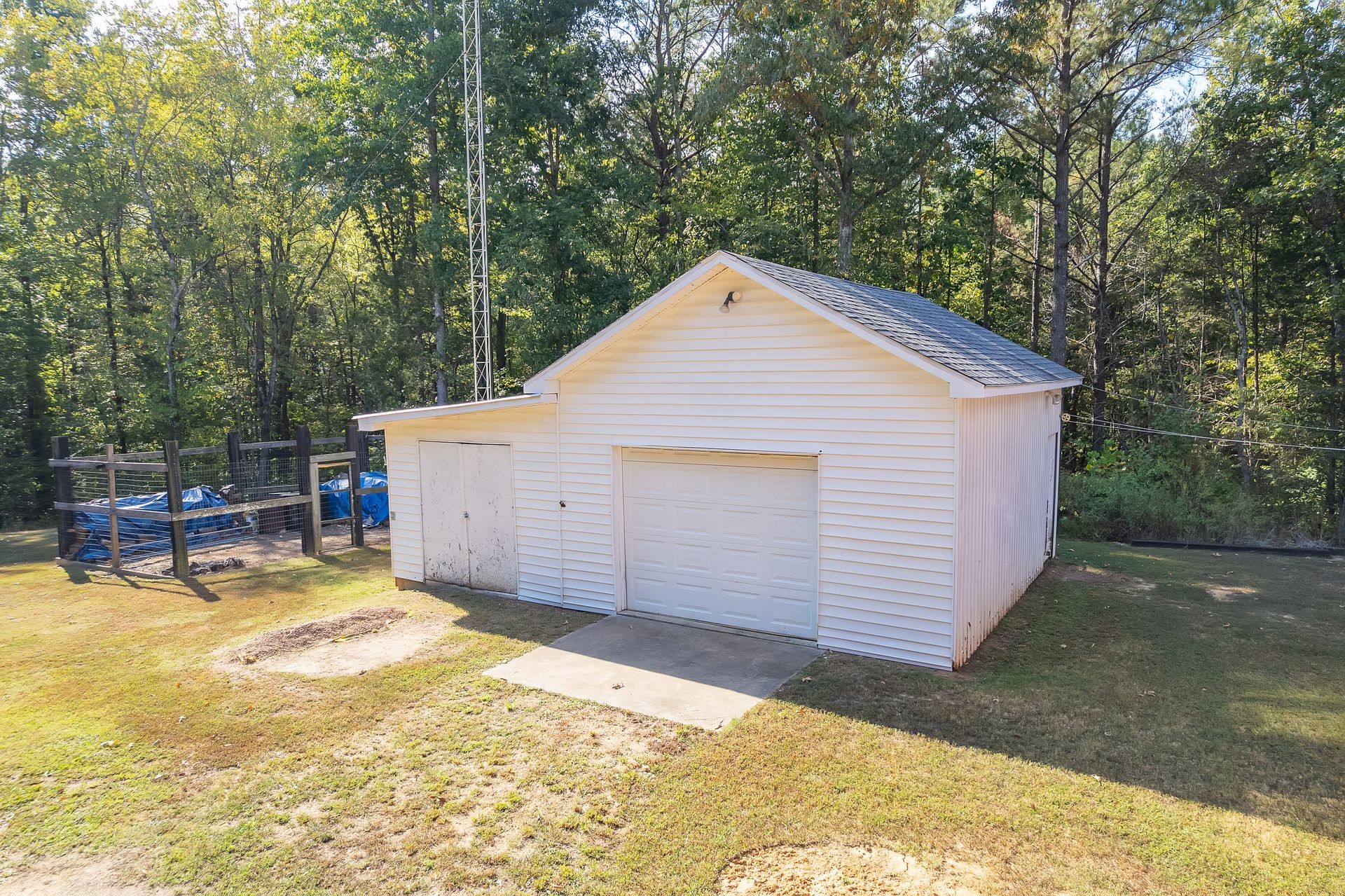 197 Adkins Ln Property Photo 25
