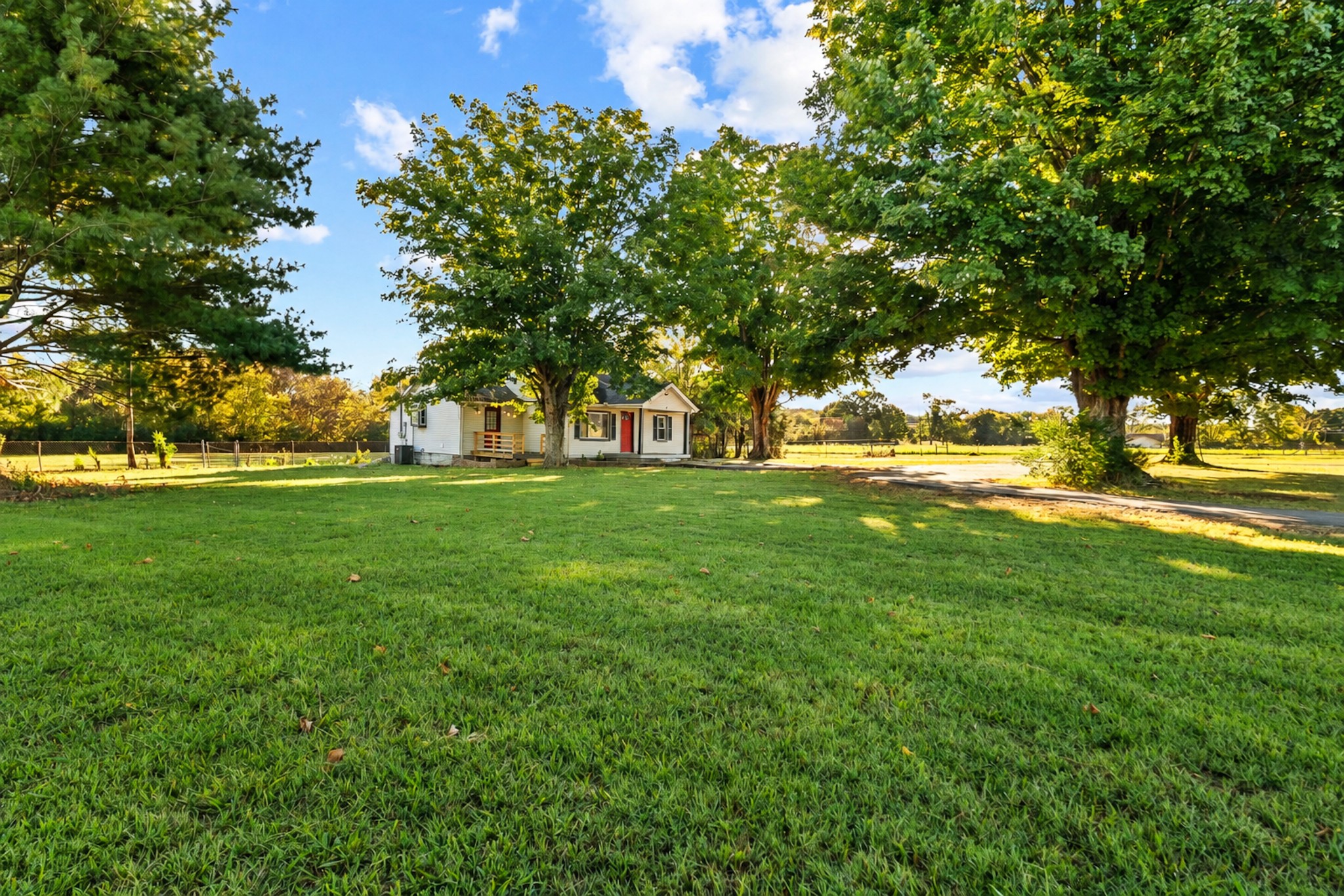 2296 Bluebird Rd Property Photo 5