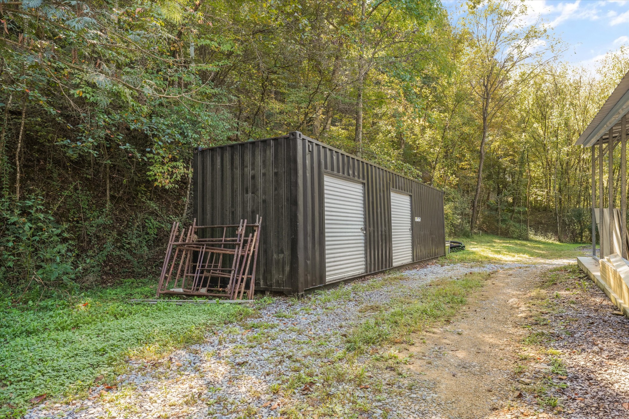 1619 Spruce Dr Property Photo 6