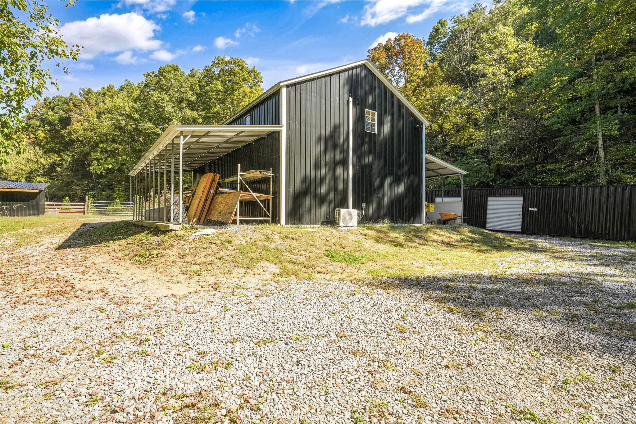 1619 Spruce Dr Property Photo 28