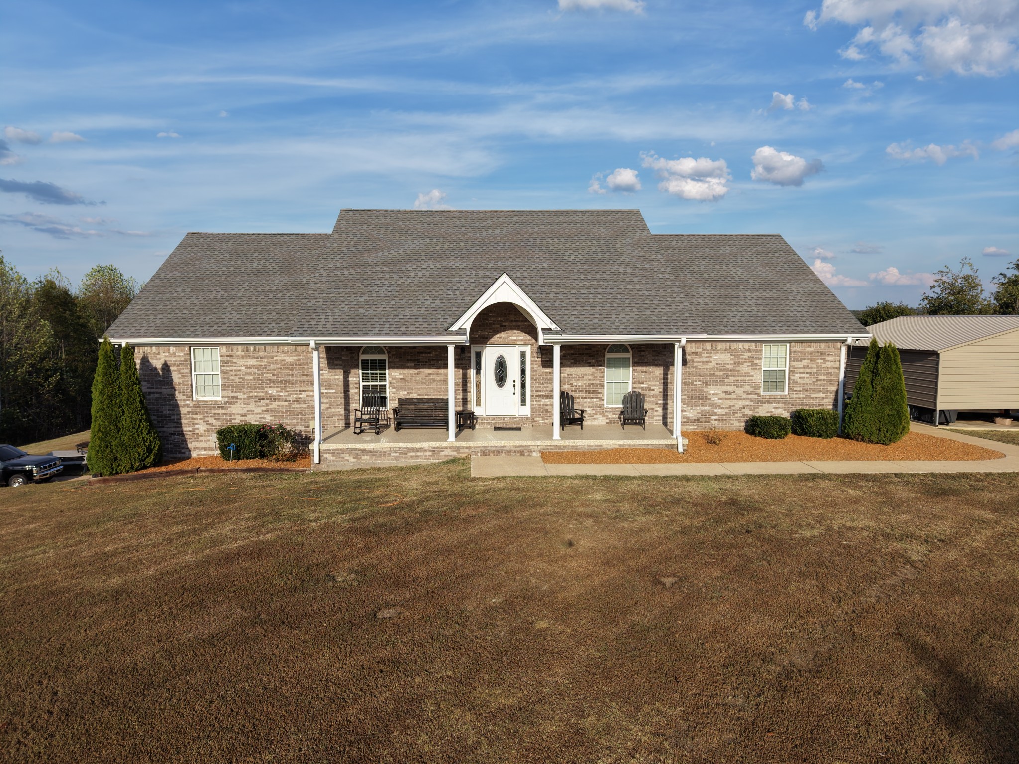 147 Edgehill Ln Property Photo 5
