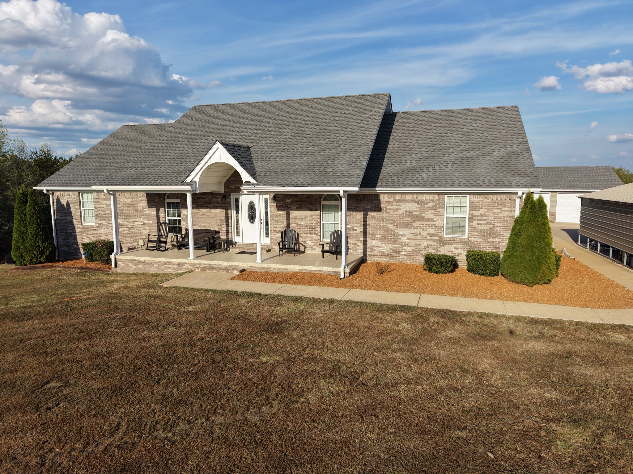 147 Edgehill Ln Property Photo 6