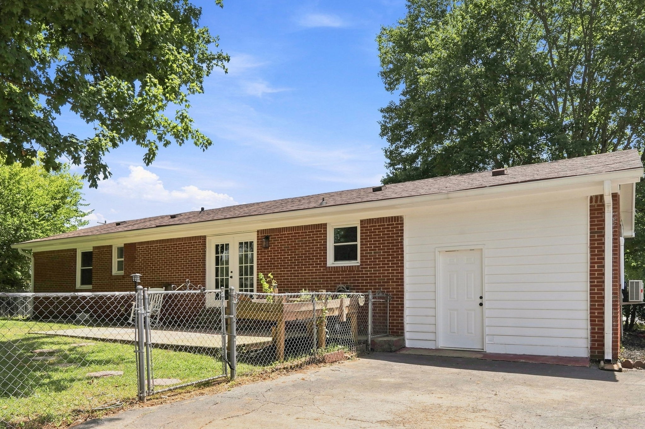 214 Stonewall Rd Property Photo 22