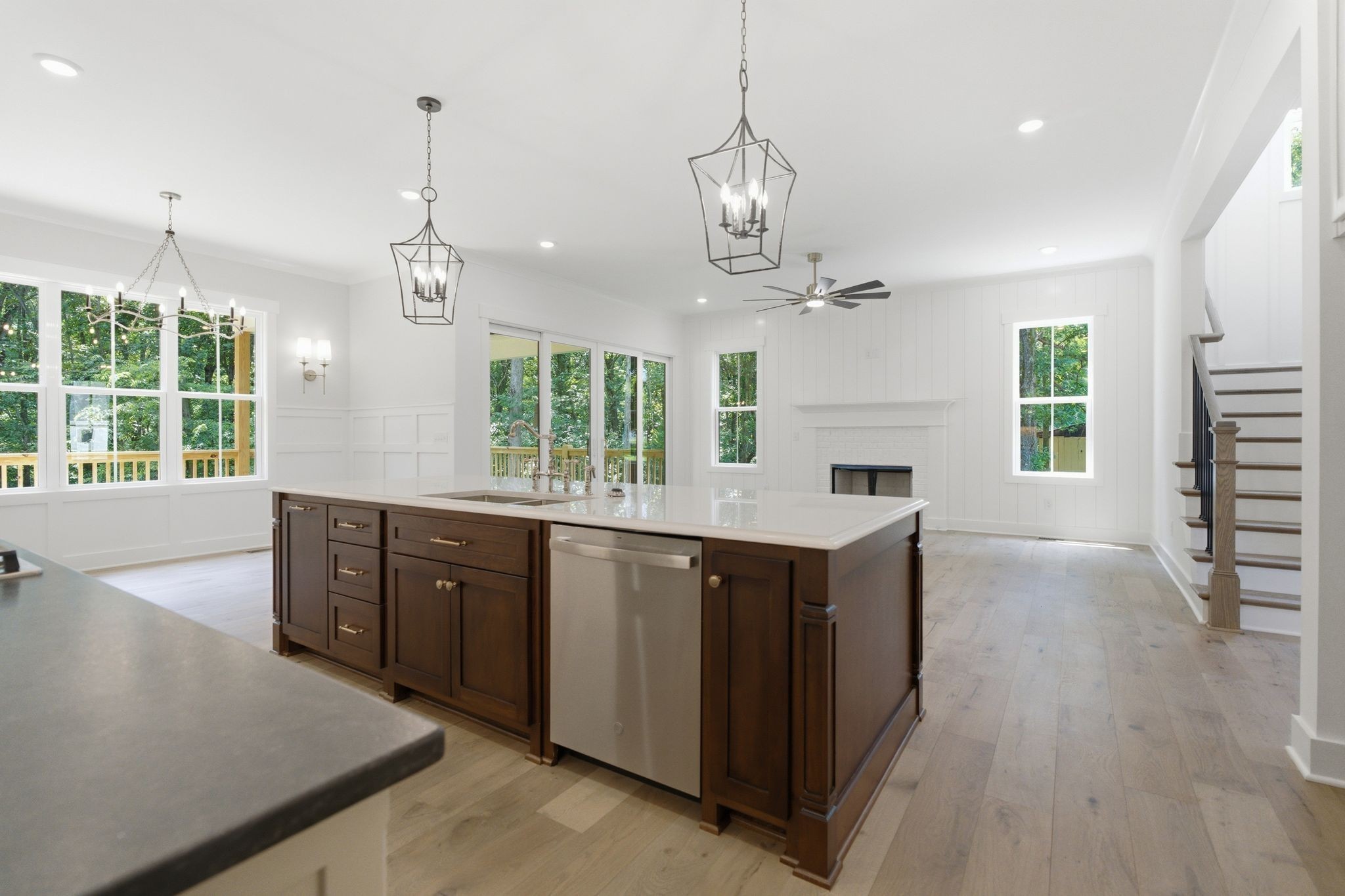 5855 Fisher Grove Rd Property Photo 13