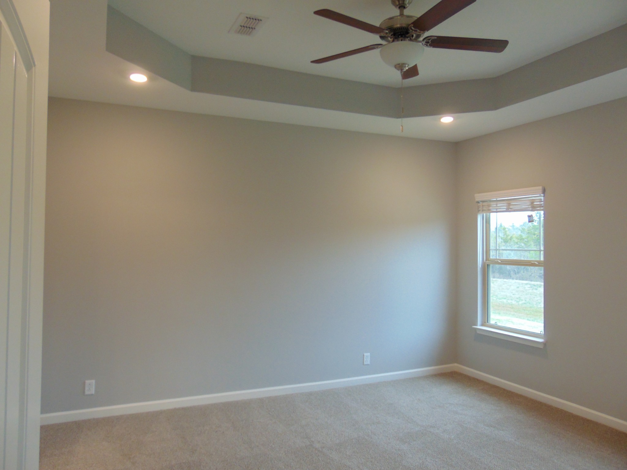 305 Spring Street Property Photo 3