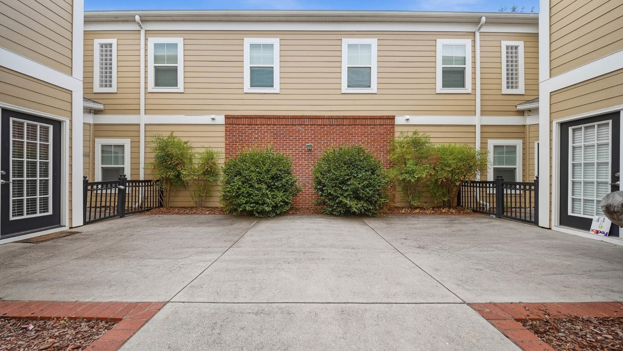 2203 Regency Court Property Photo 34
