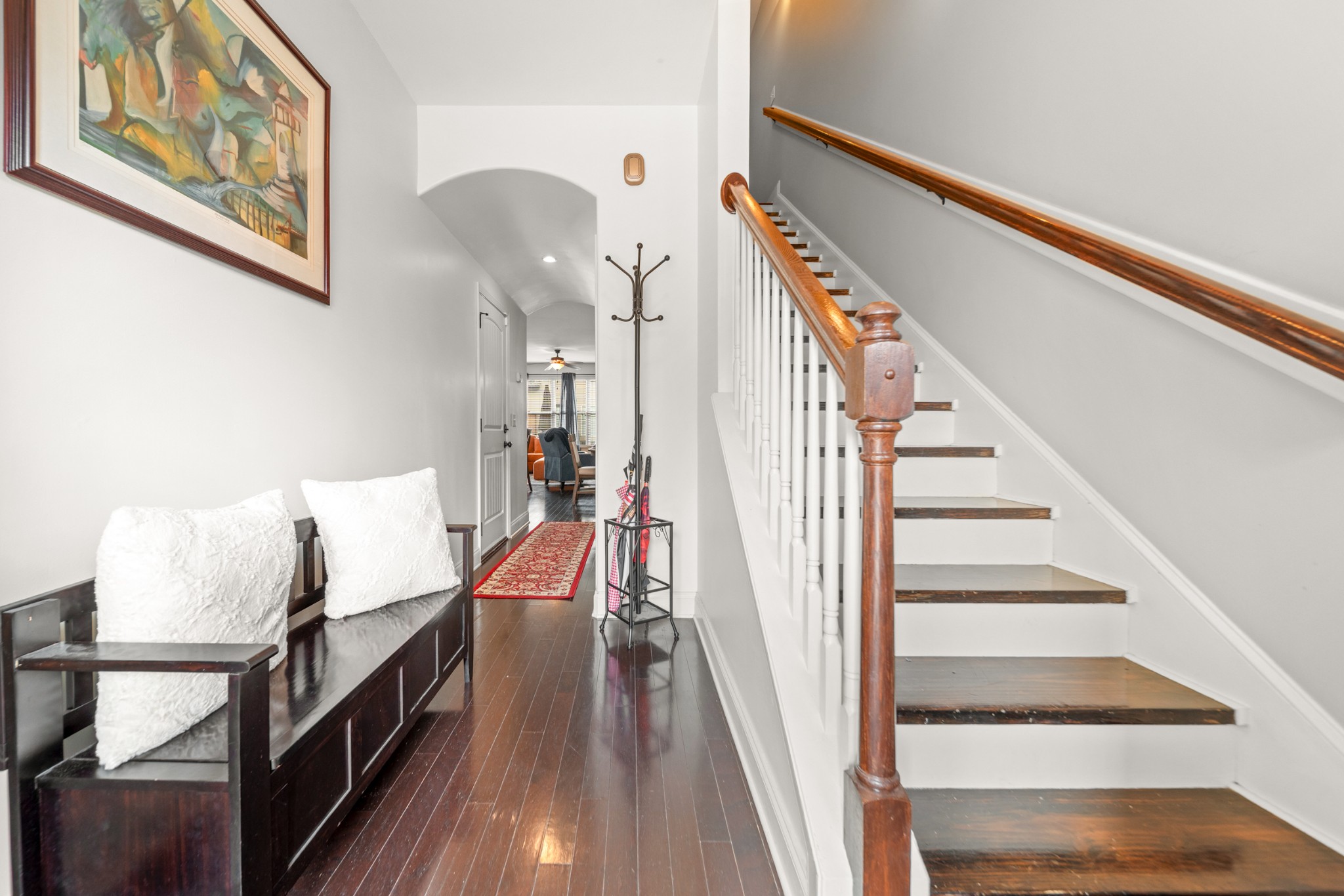 334 Windgrove Ter Property Photo 4