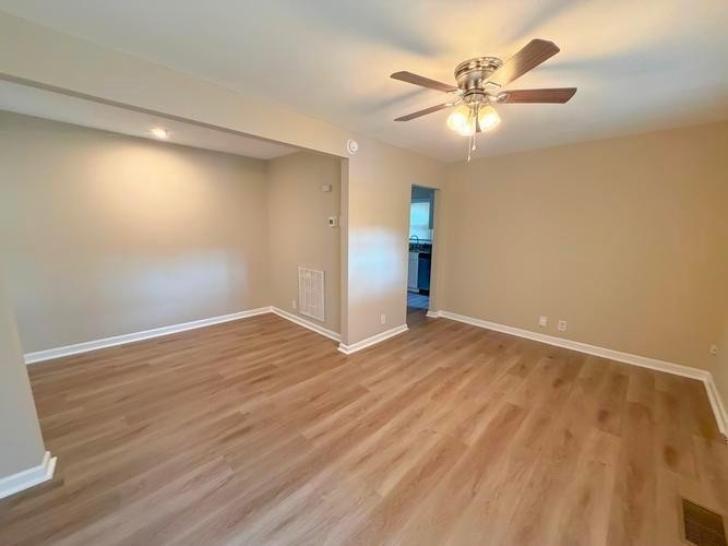150 Slaters Creek Ln Property Photo 4