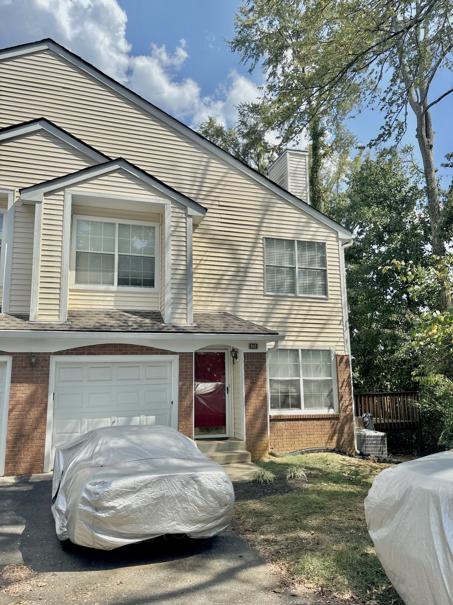 512 Forest Pointe Pl Property Photo 1