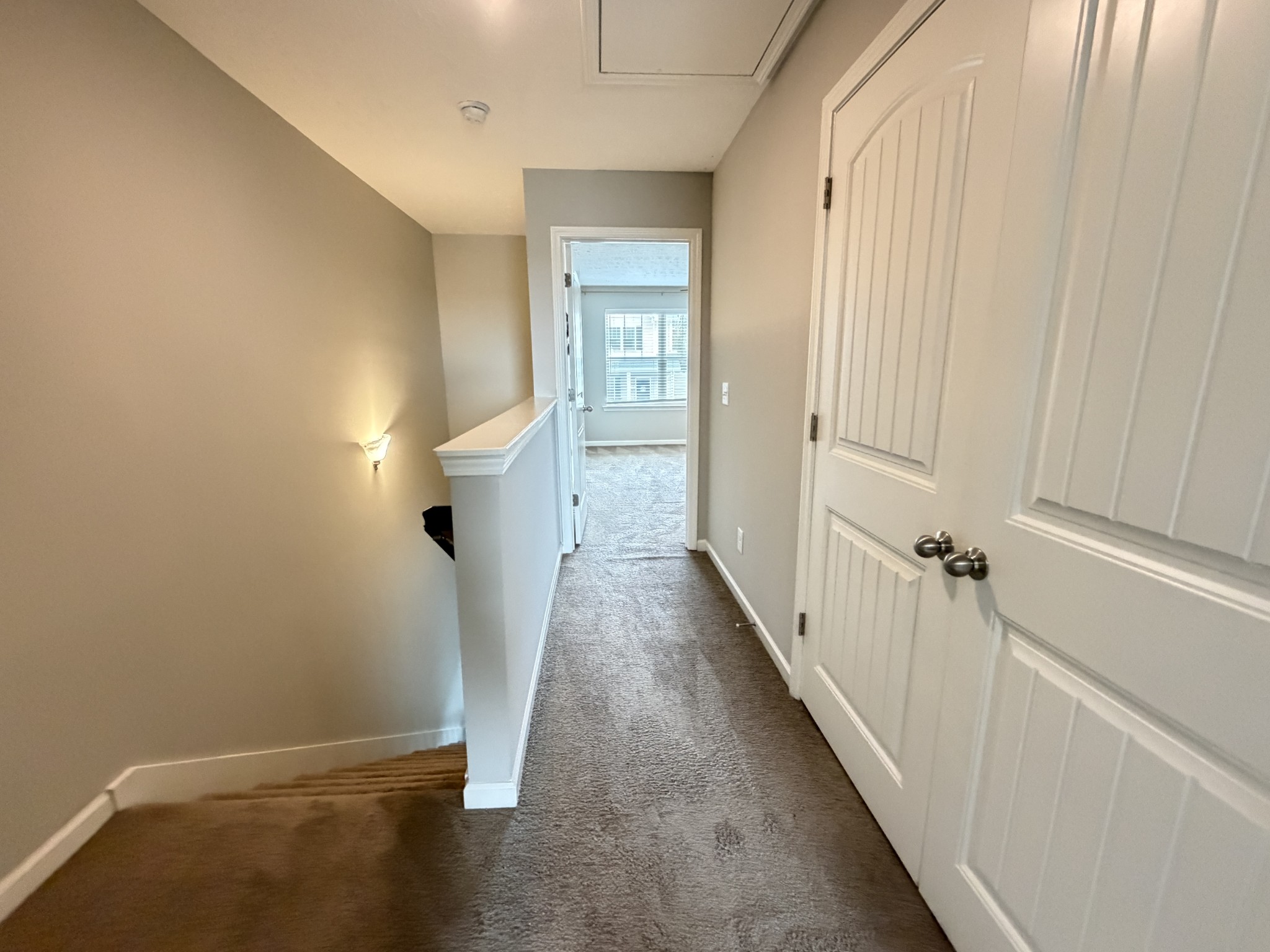 4033 Saddlecreek Way Property Photo 11