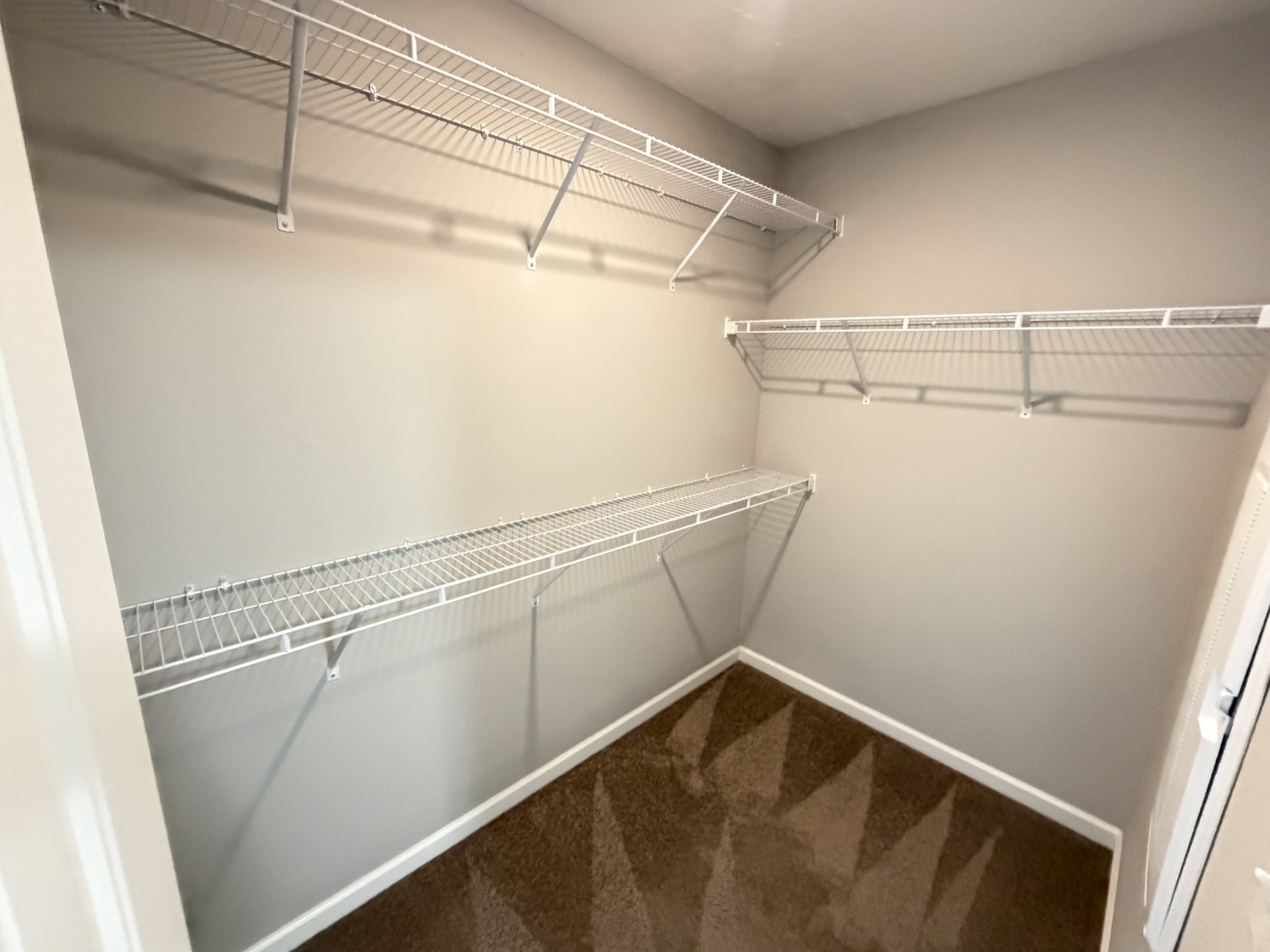4033 Saddlecreek Way Property Photo 13
