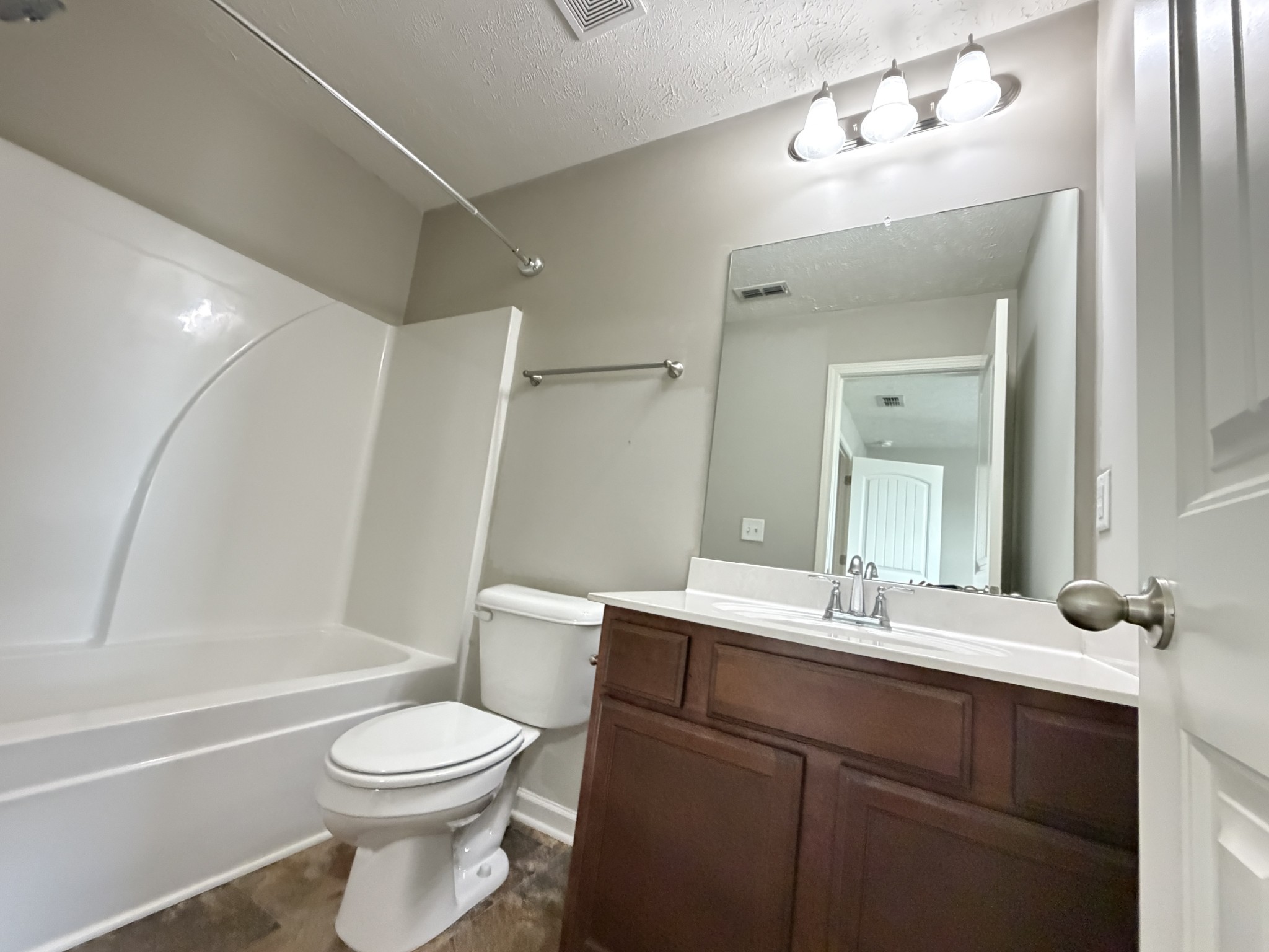 4033 Saddlecreek Way Property Photo 14