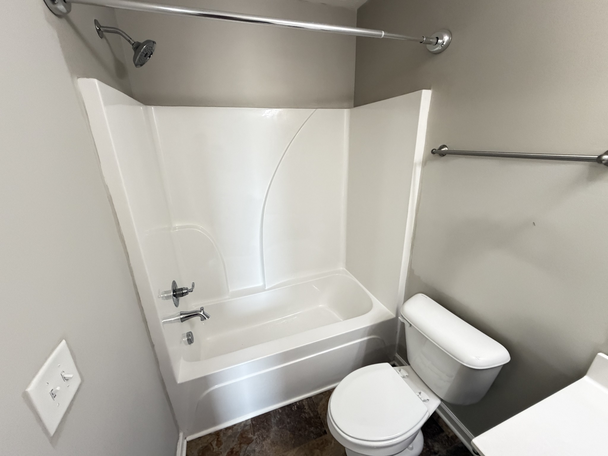 4033 Saddlecreek Way Property Photo 15