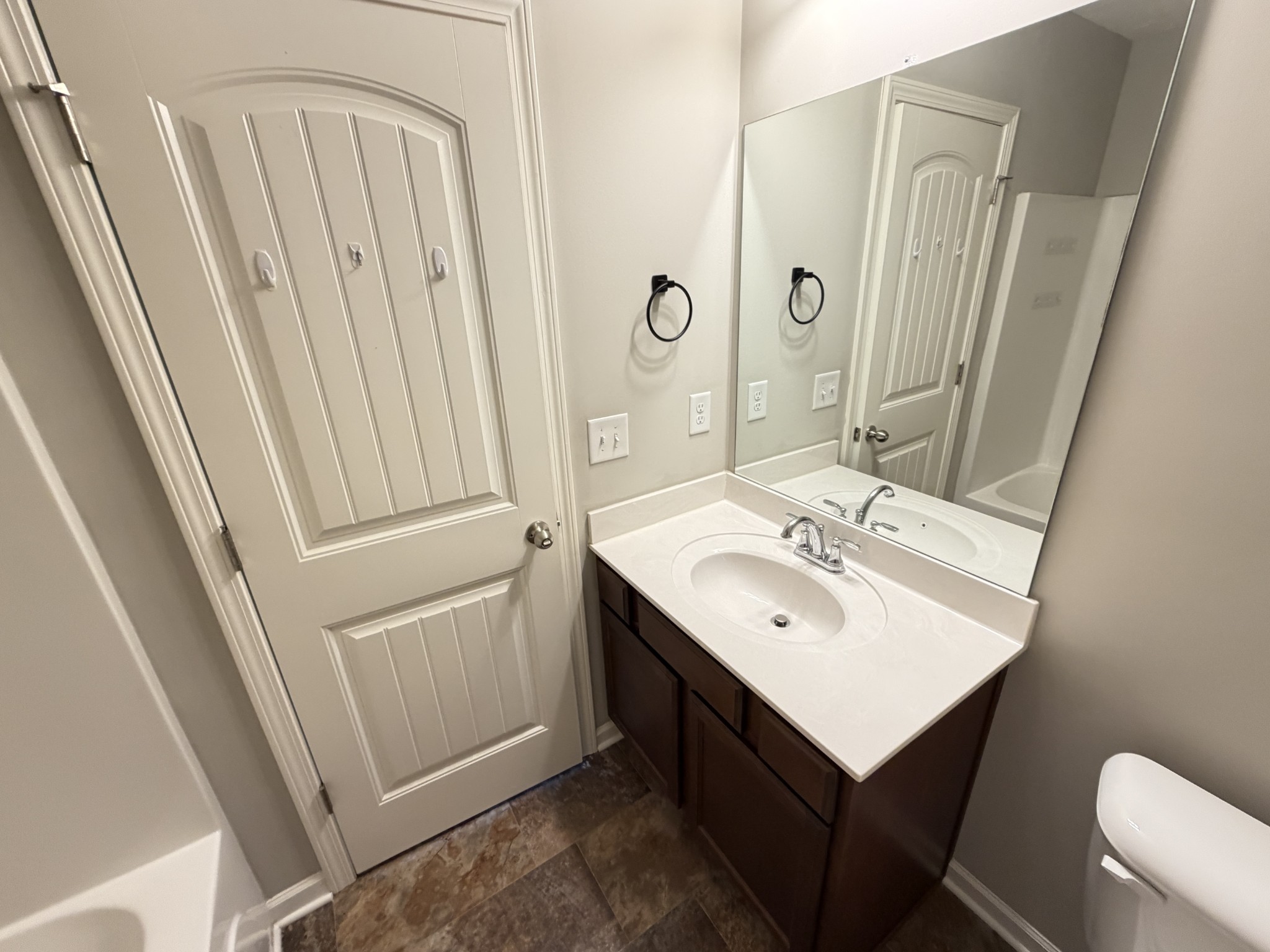 4033 Saddlecreek Way Property Photo 21