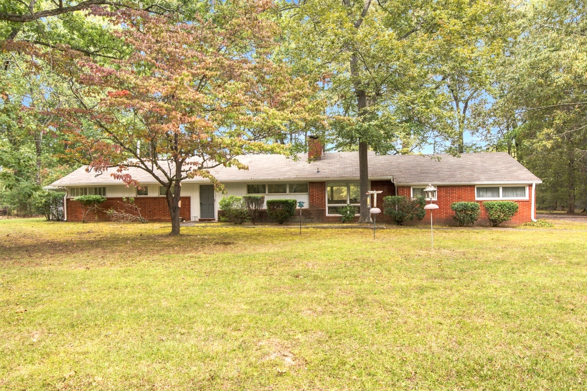 401 Hood Dr Property Photo 1