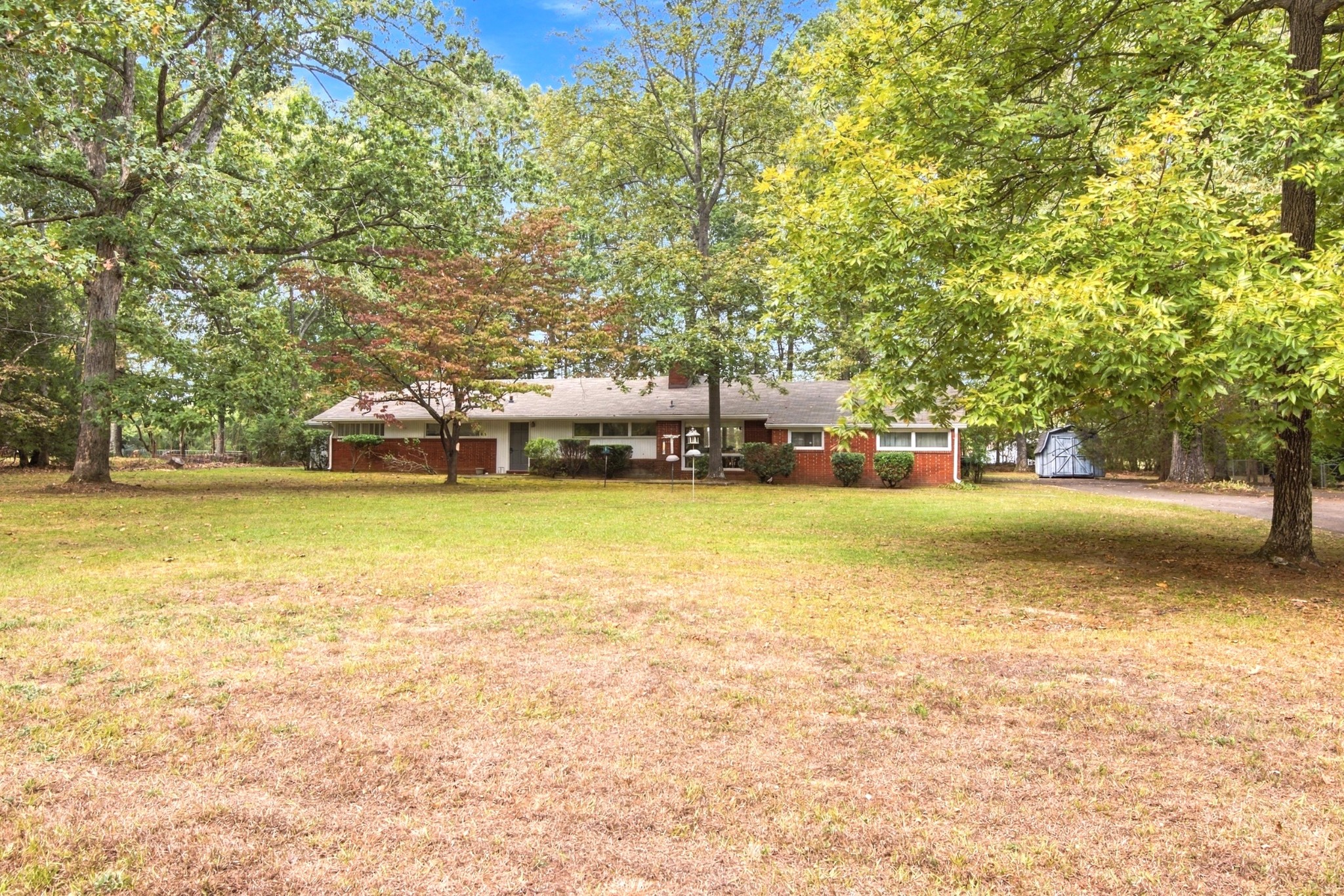 401 Hood Dr Property Photo 32