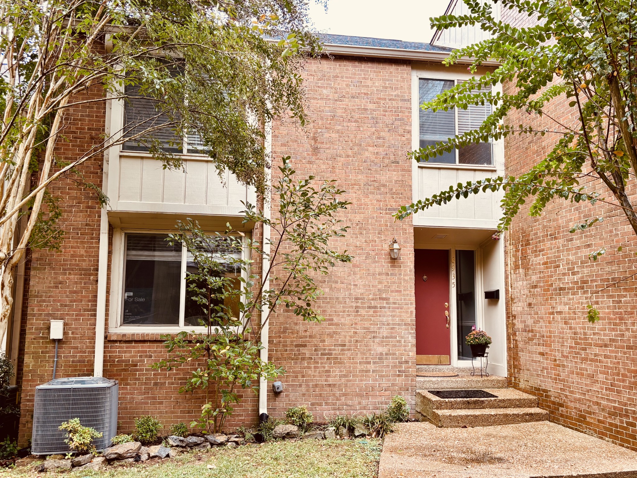 6935 Highland Park Dr Property Photo 1