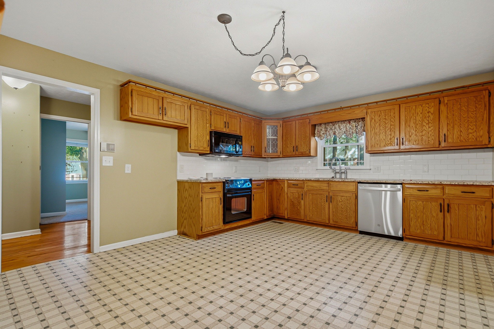 822 Hillside Dr Property Photo 17