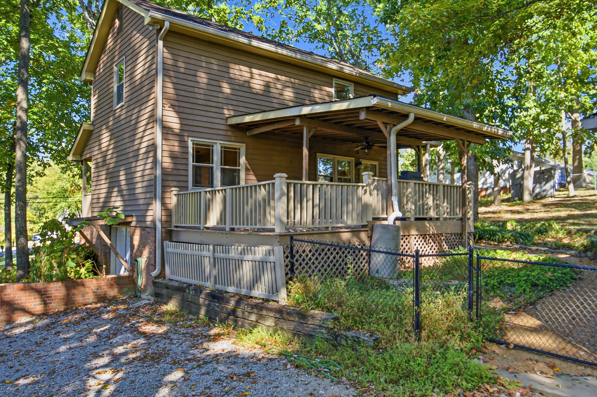822 Hillside Dr Property Photo 38