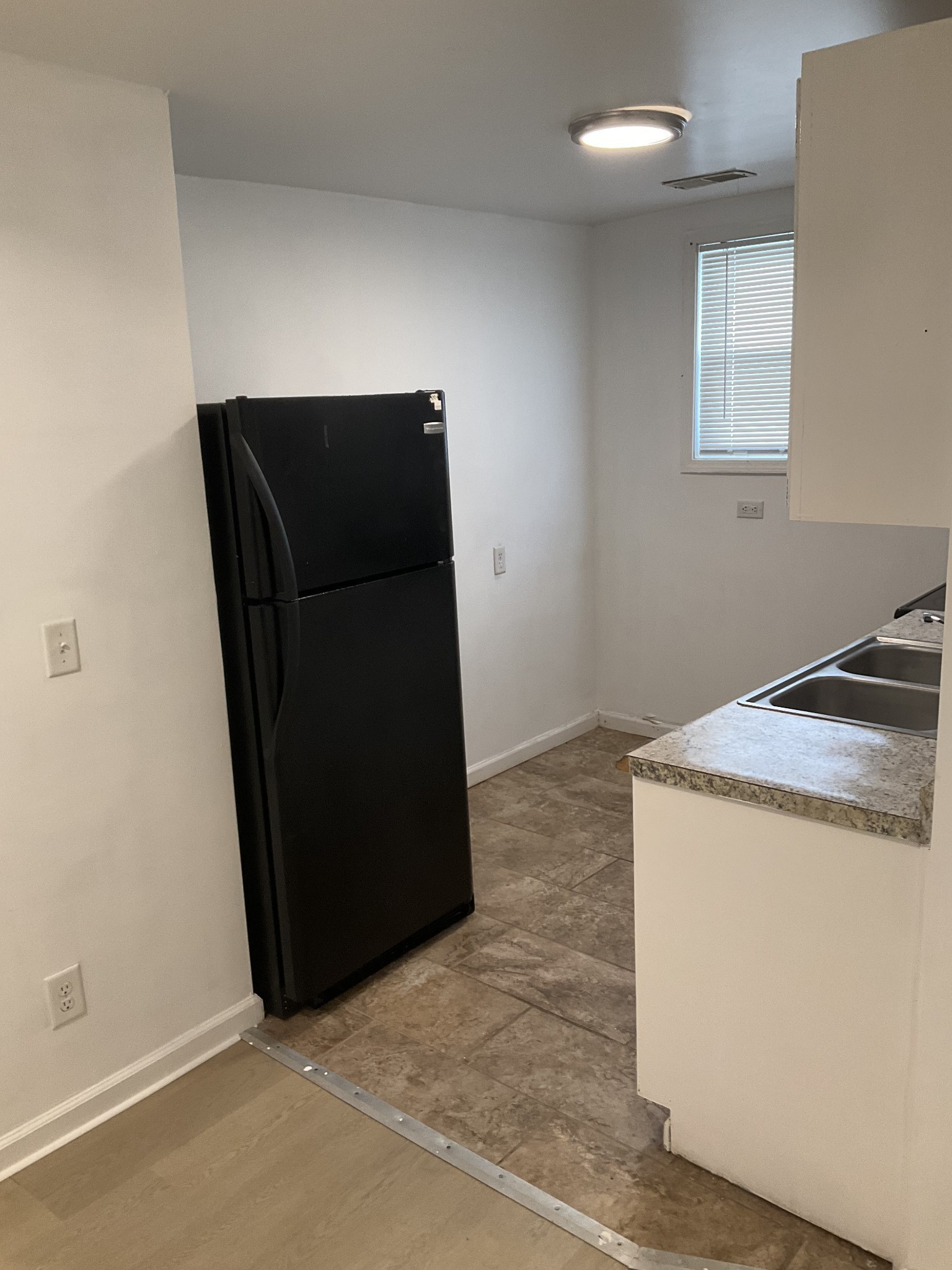 2405 Meharry Blvd Property Photo 6