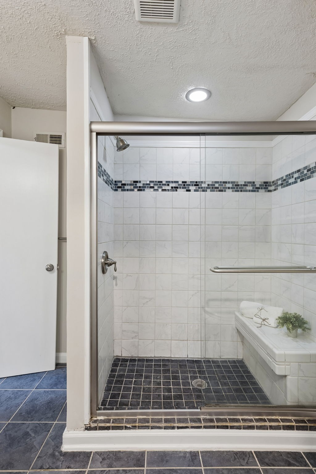 147 45th Ave, N Property Photo 18