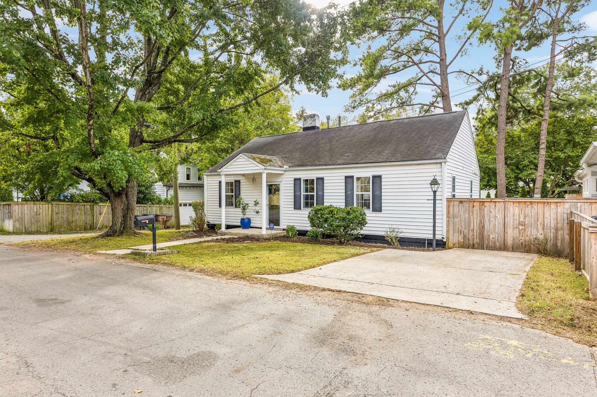 147 45th Ave, N Property Photo 32