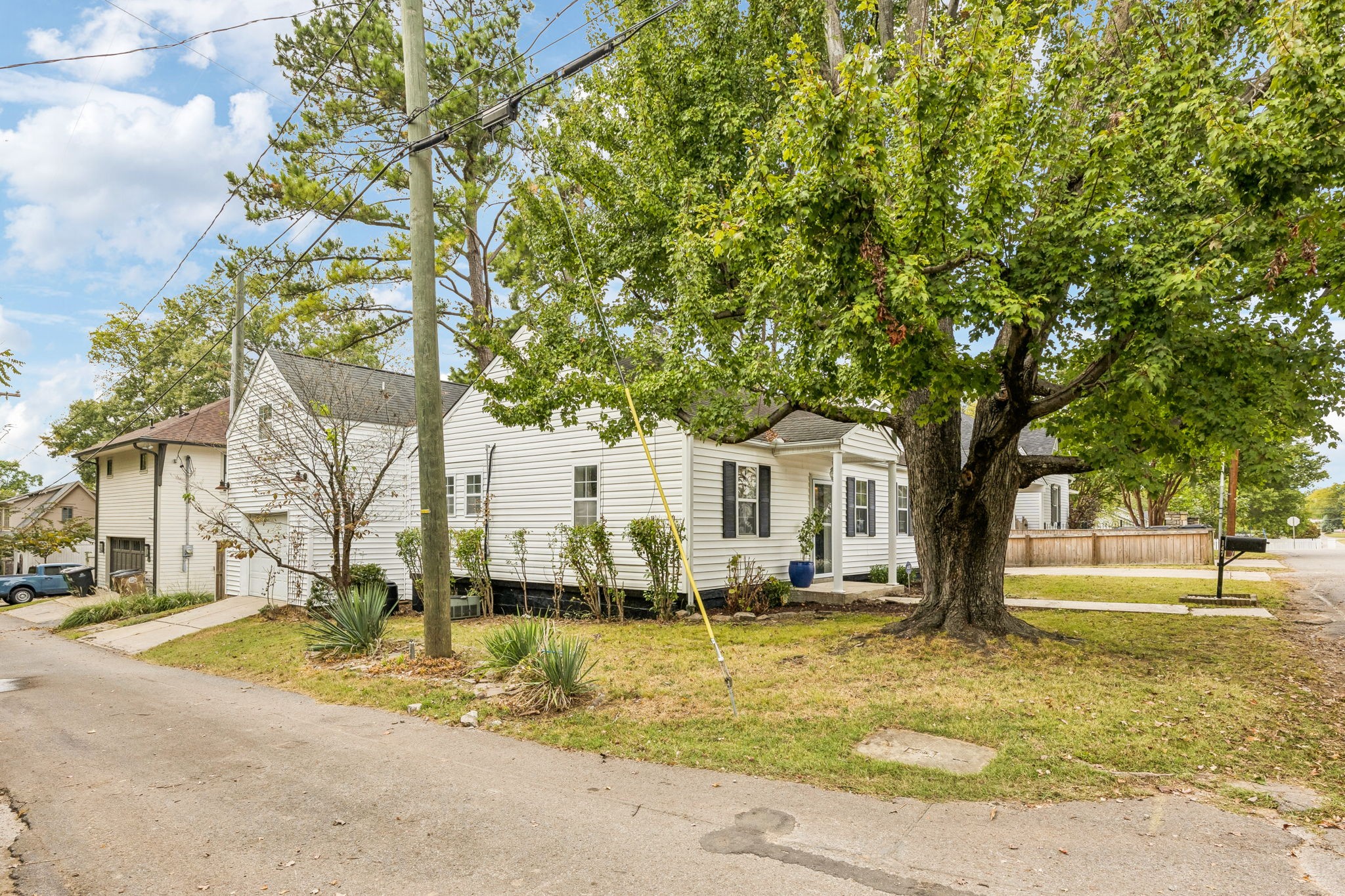 147 45th Ave, N Property Photo 38