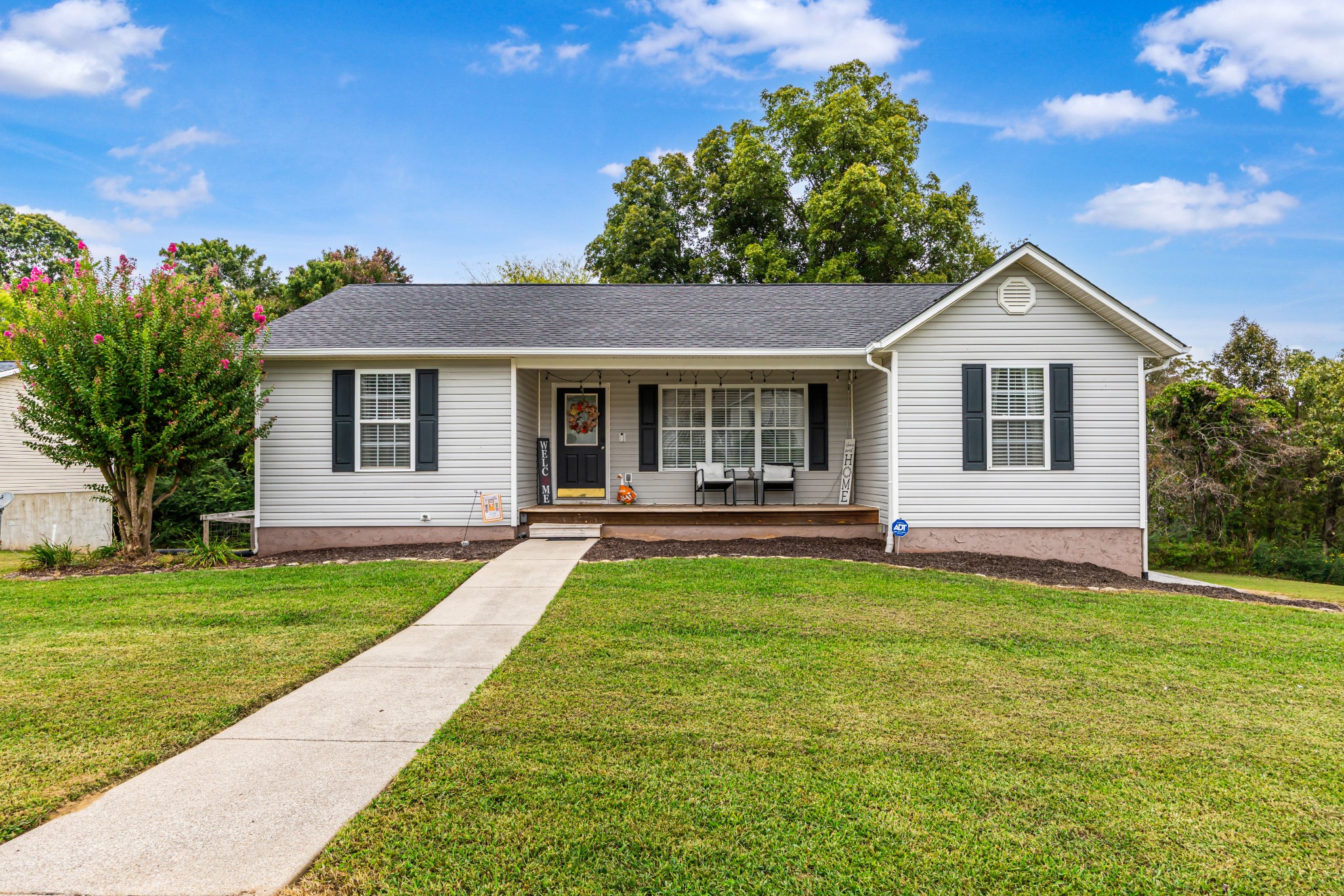 131 Hollow View Dr, Se Property Photo 1
