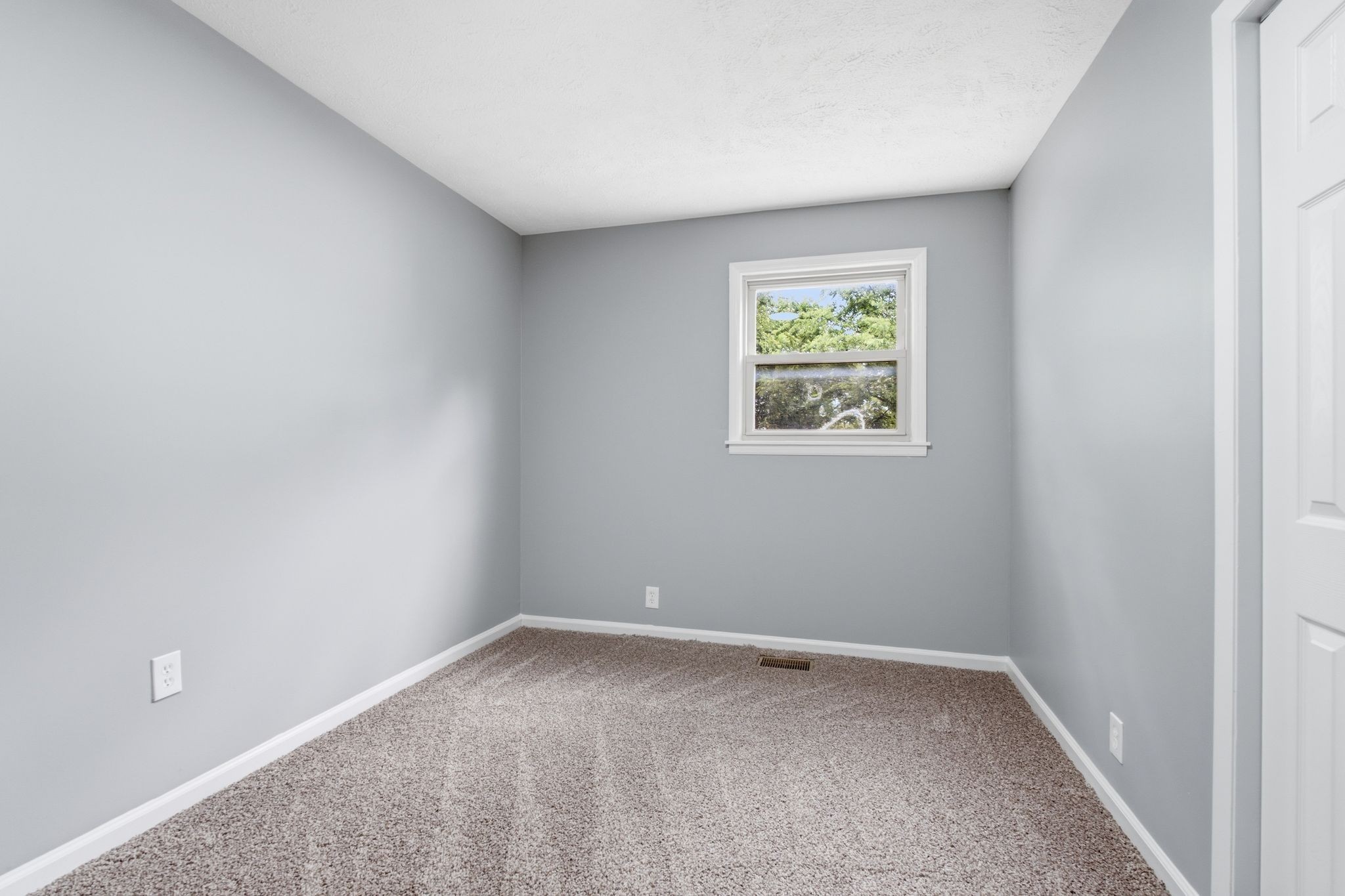 405 Beechwood Ct Property Photo 20