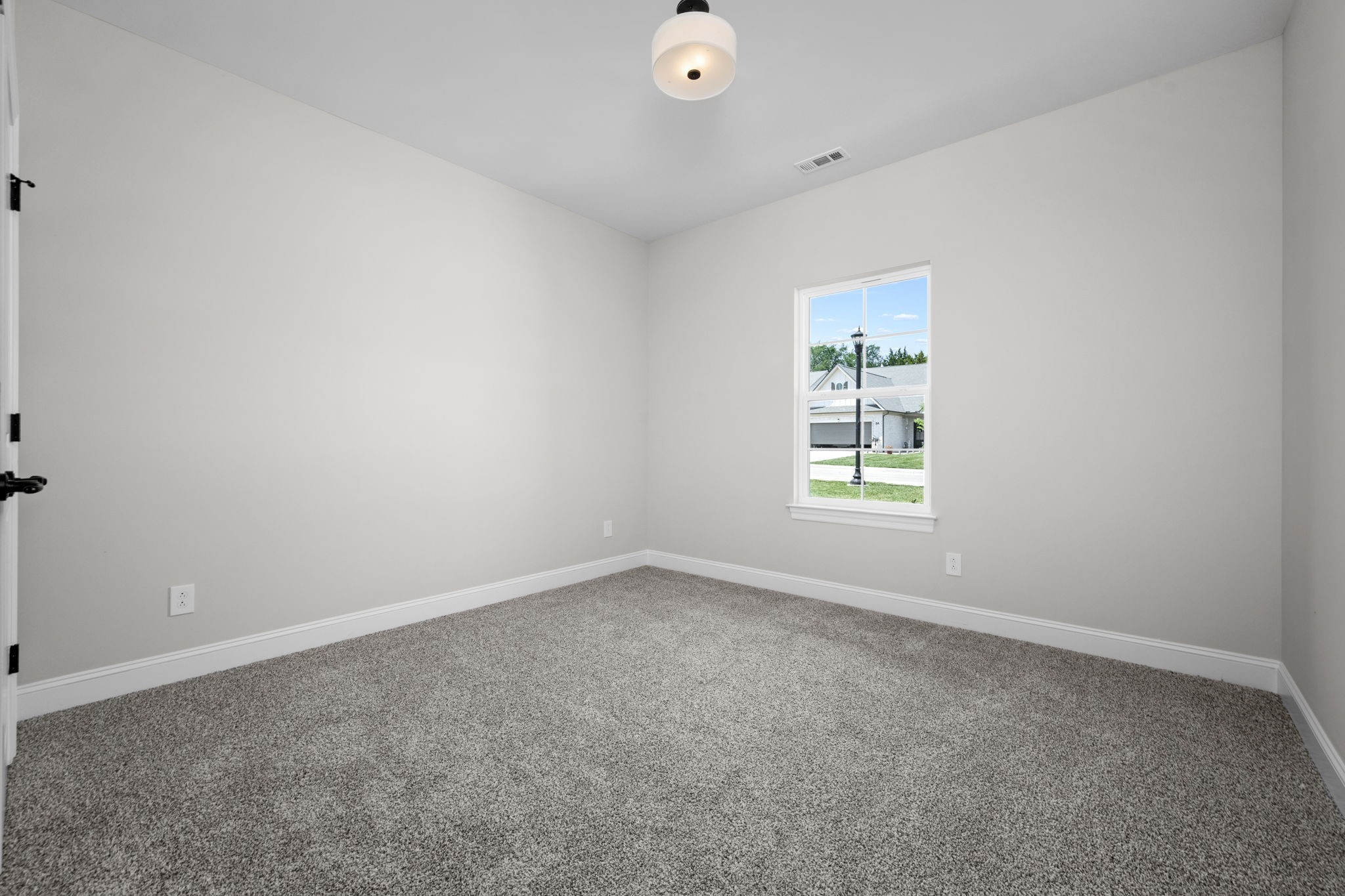2290 Midland Rd Property Photo 21