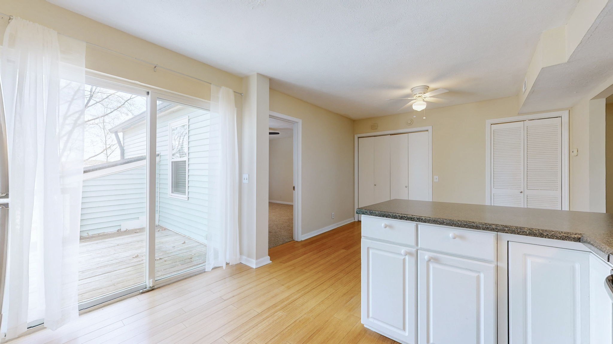 528 Debbie Dr Property Photo 18