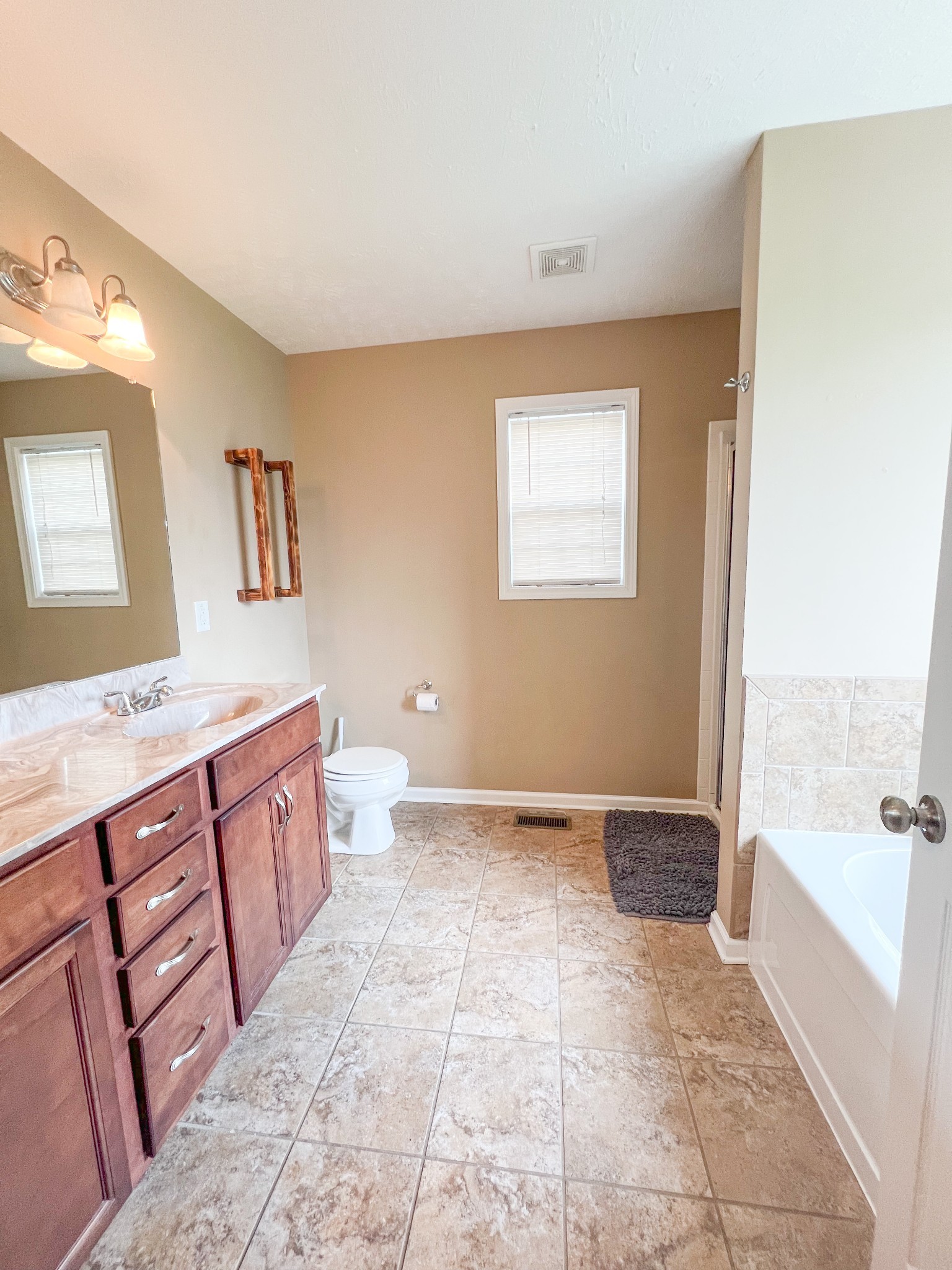 1265 Morstead Dr Property Photo 11