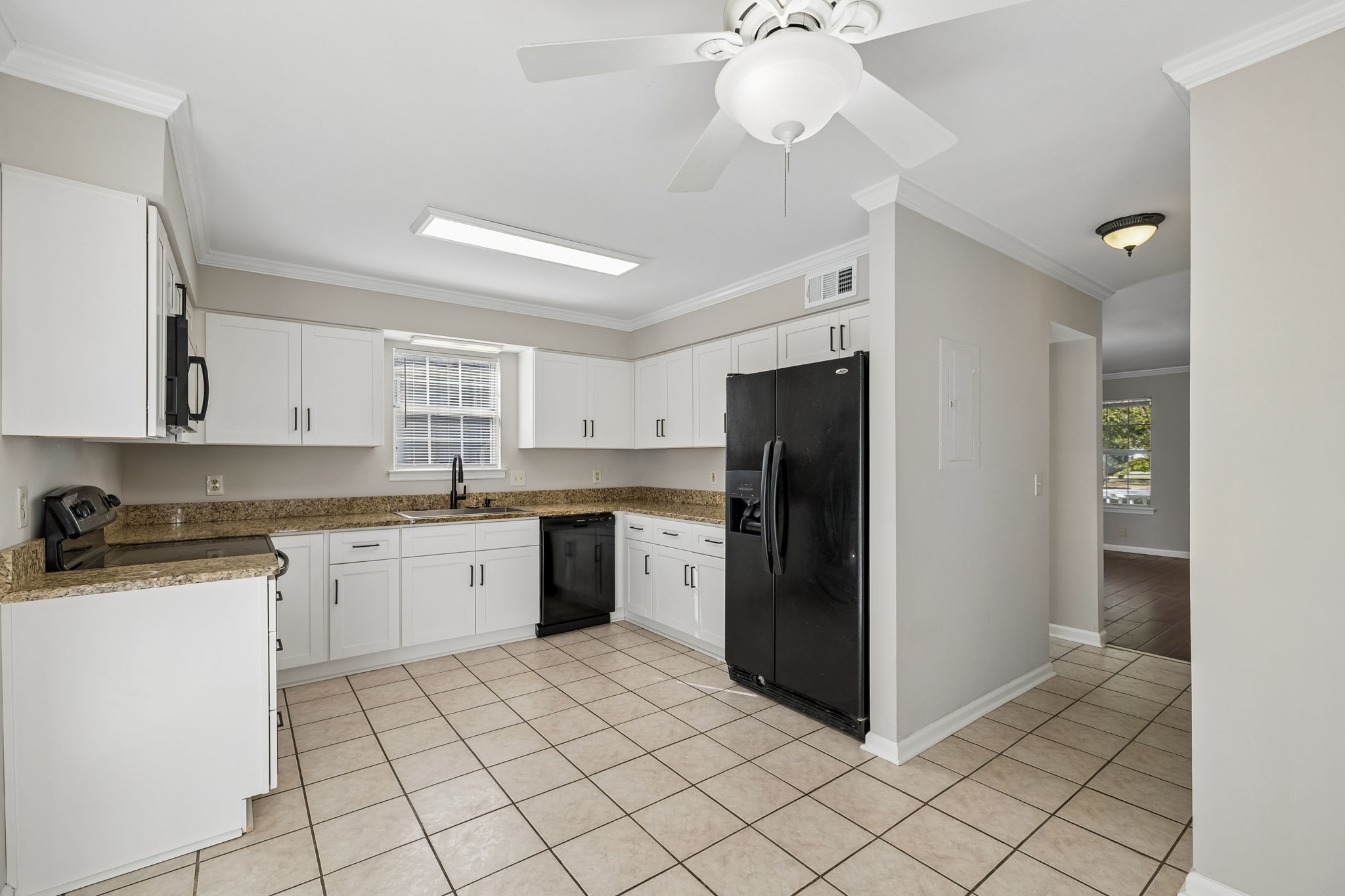305 Chase Ct Property Photo 14