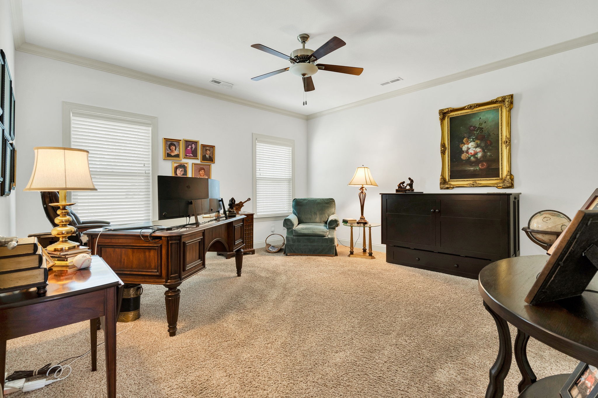 5122 Meadowbend Drive, Ne Property Photo 6