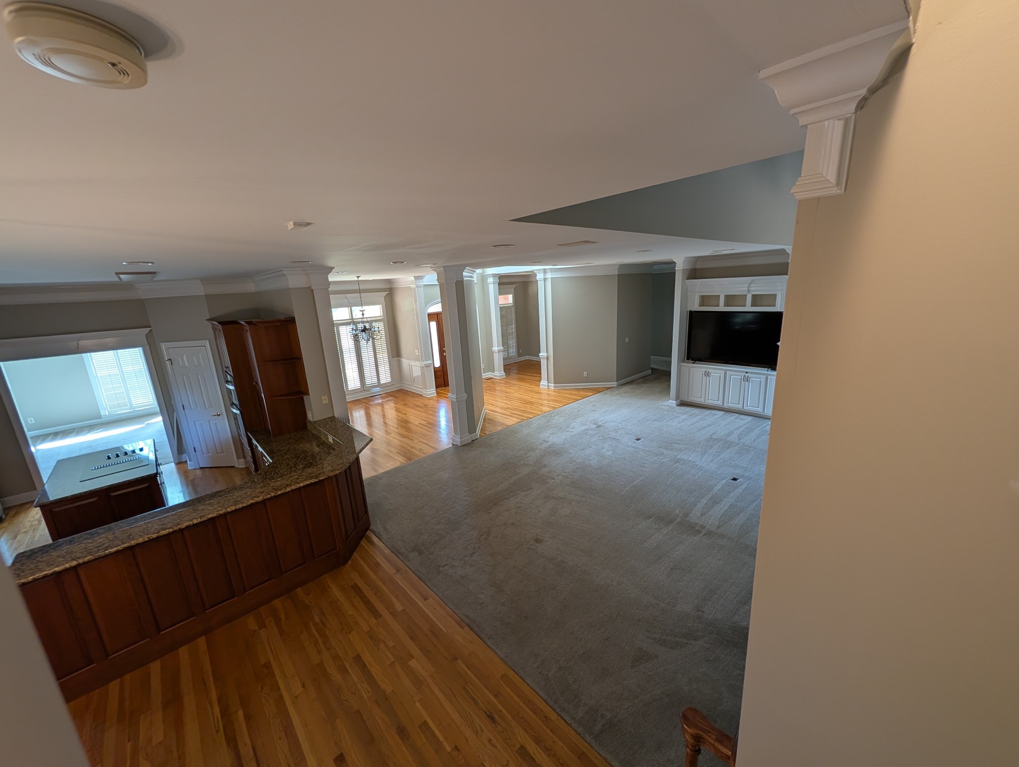 2235 Athens Ave Property Photo 15