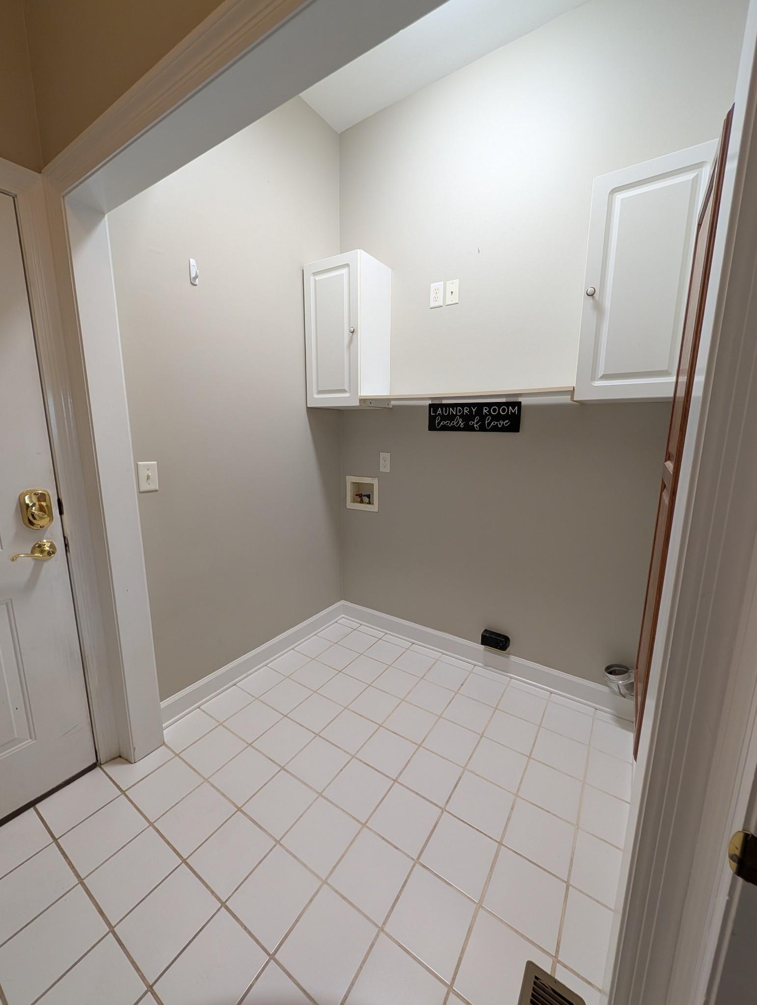 2235 Athens Ave Property Photo 16