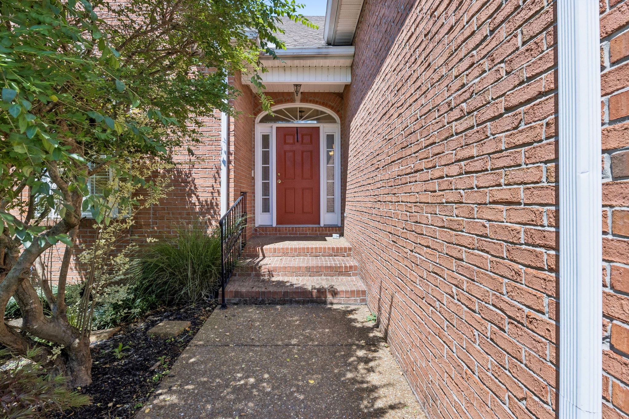 301 Calumet Trce Property Photo 4