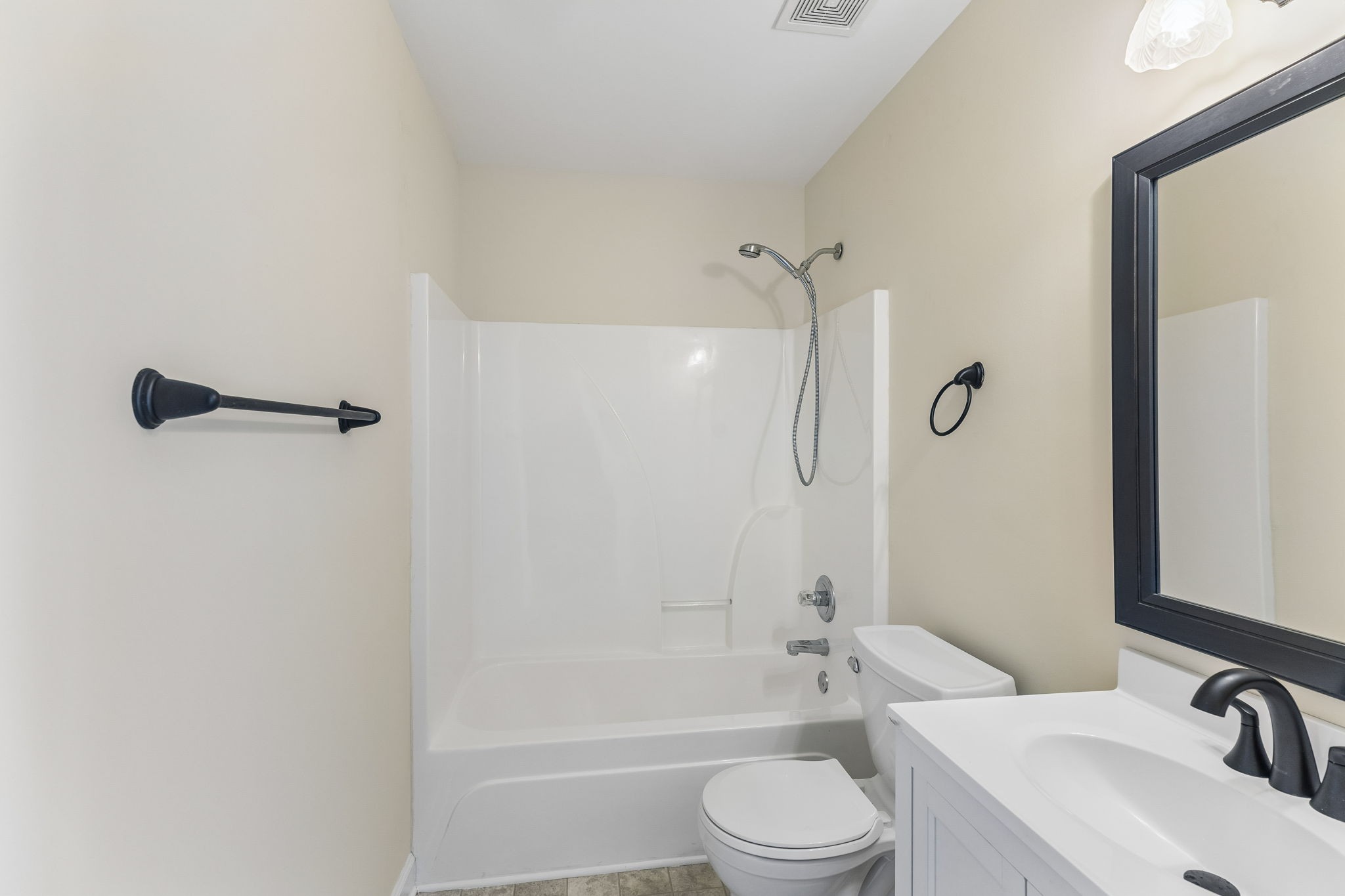 301 Calumet Trce Property Photo 32