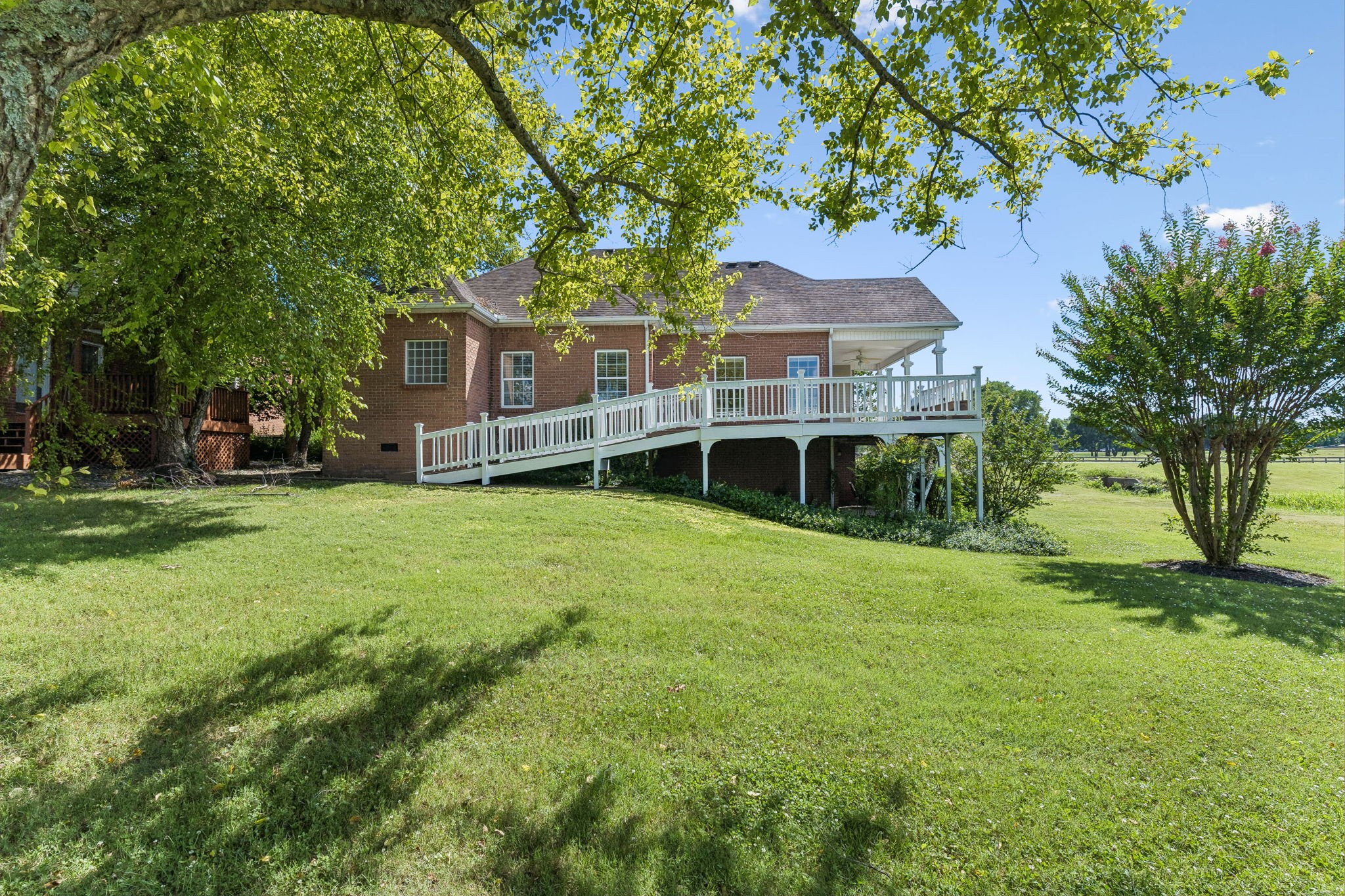 301 Calumet Trce Property Photo 43