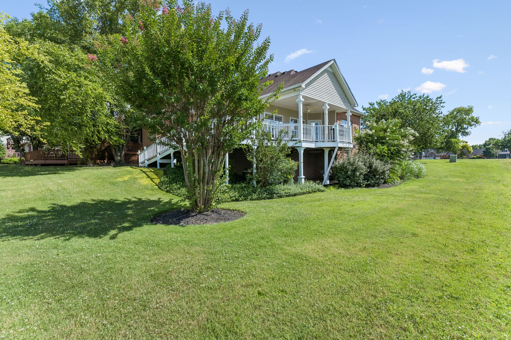 301 Calumet Trce Property Photo 45