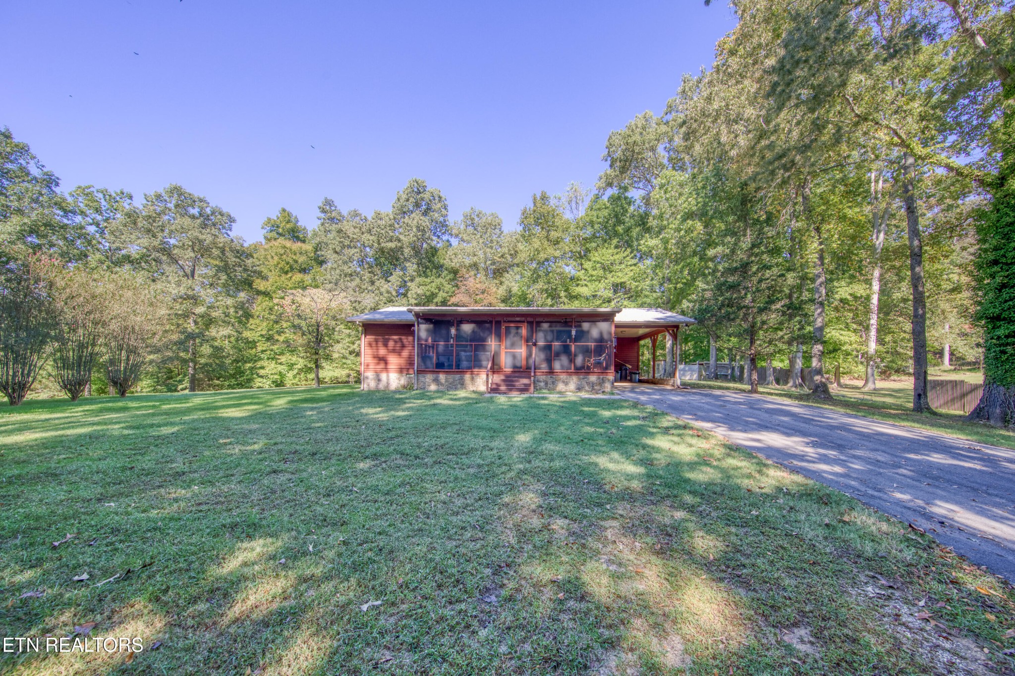 1549 Wise Way Property Photo 1
