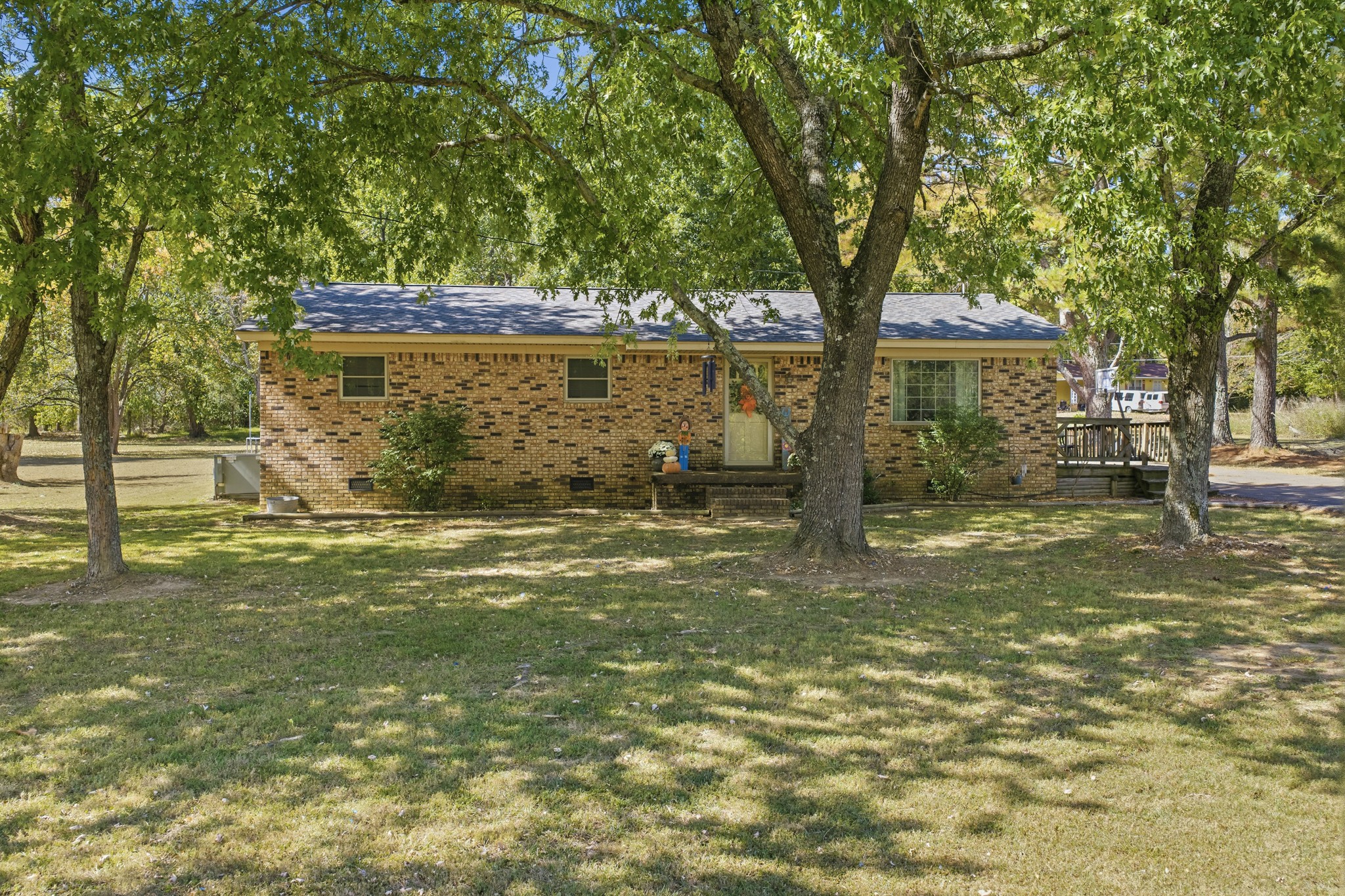 155 Haley St Property Photo 1