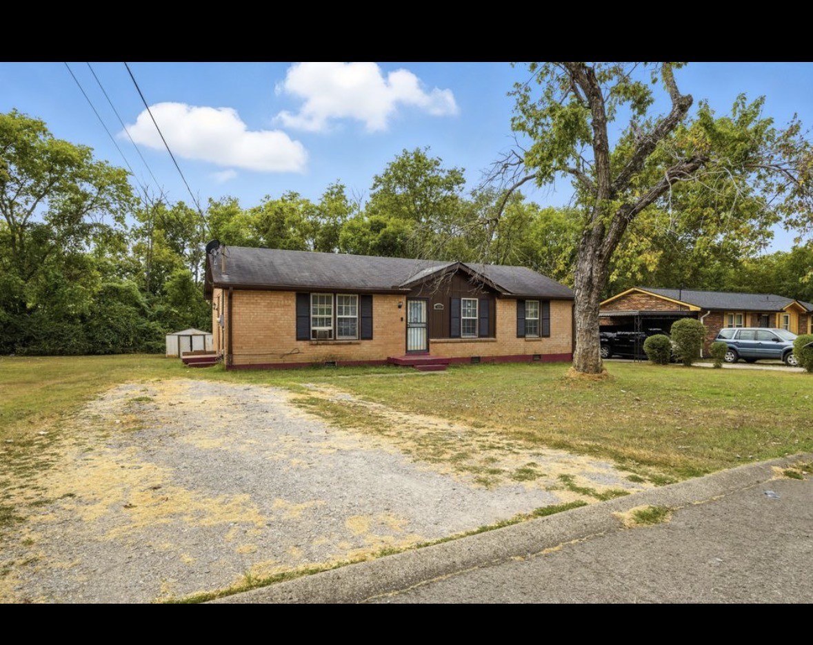 621 Baldwin Ct Property Photo 3