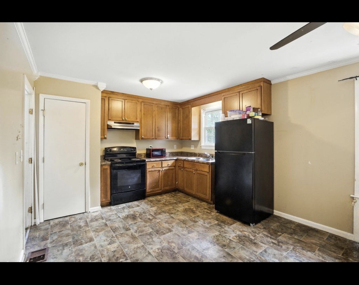 621 Baldwin Ct Property Photo 6