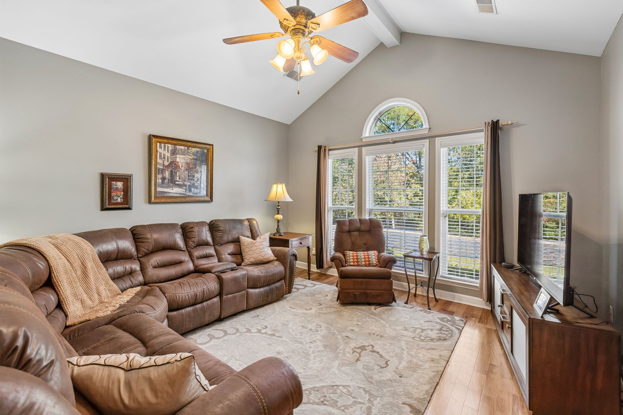6 Hurd Ct Property Photo 3