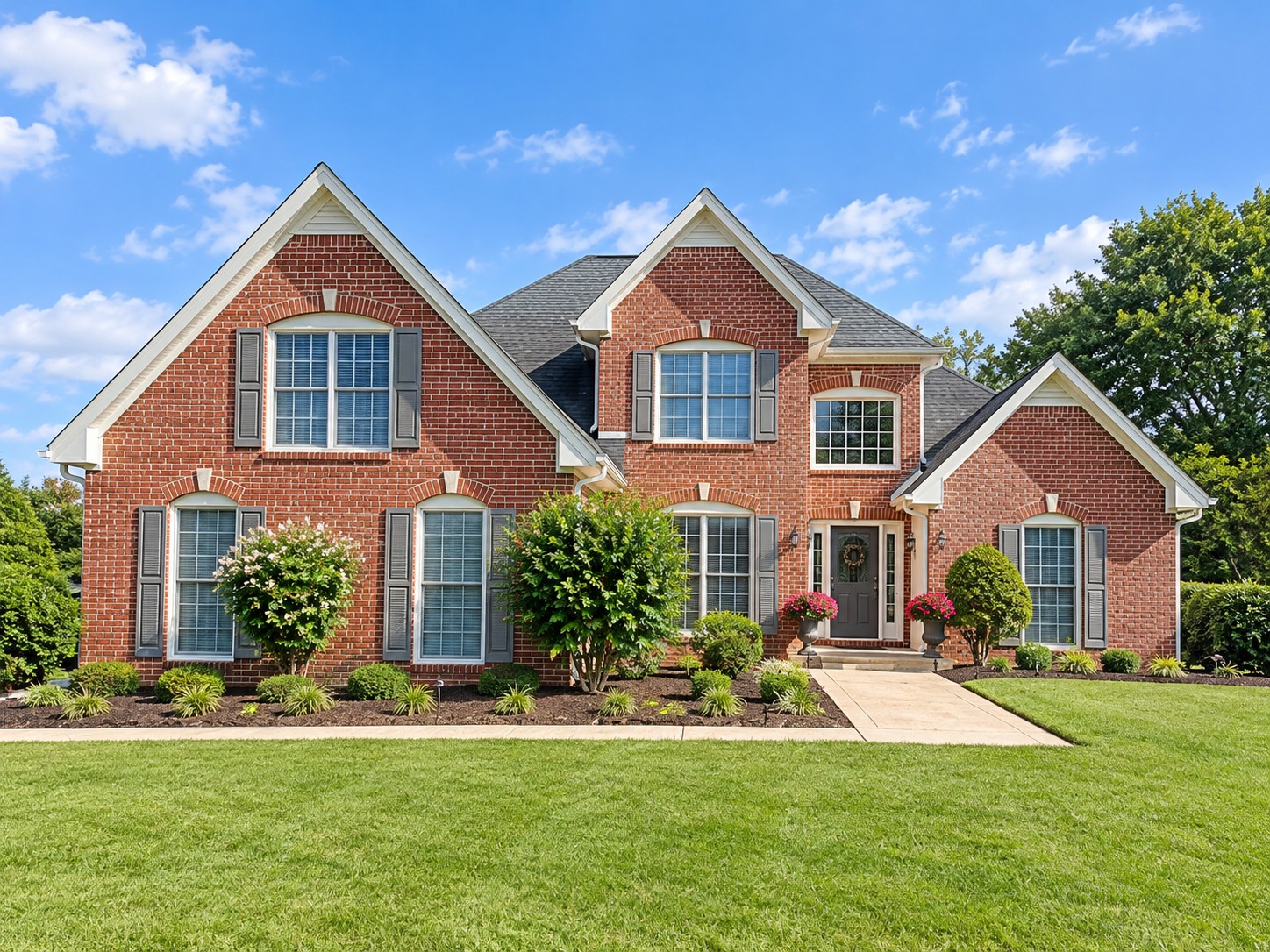 1217 Fieldcrest Ln