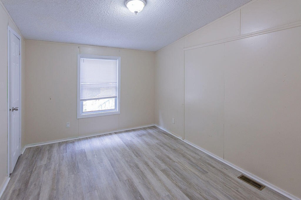 170 Hallie Lane Property Photo 15