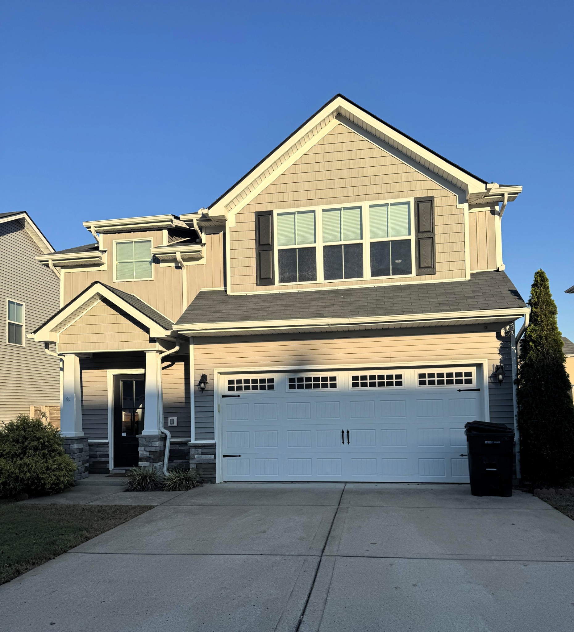 1712 Sunray Dr Property Photo 1