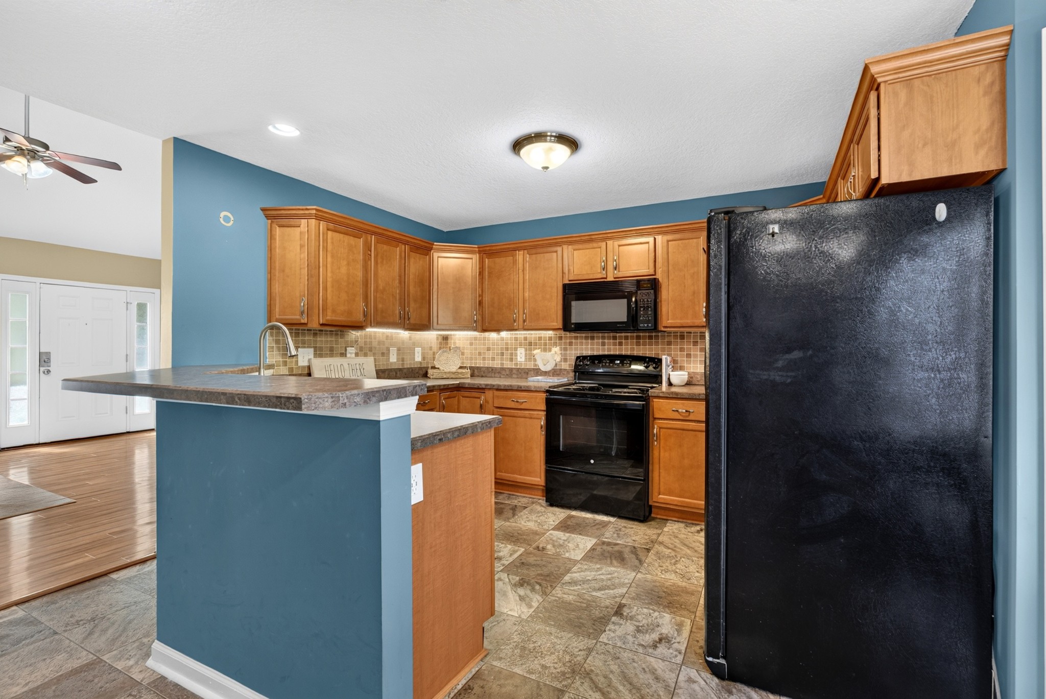 225 Raintree Dr Property Photo 10