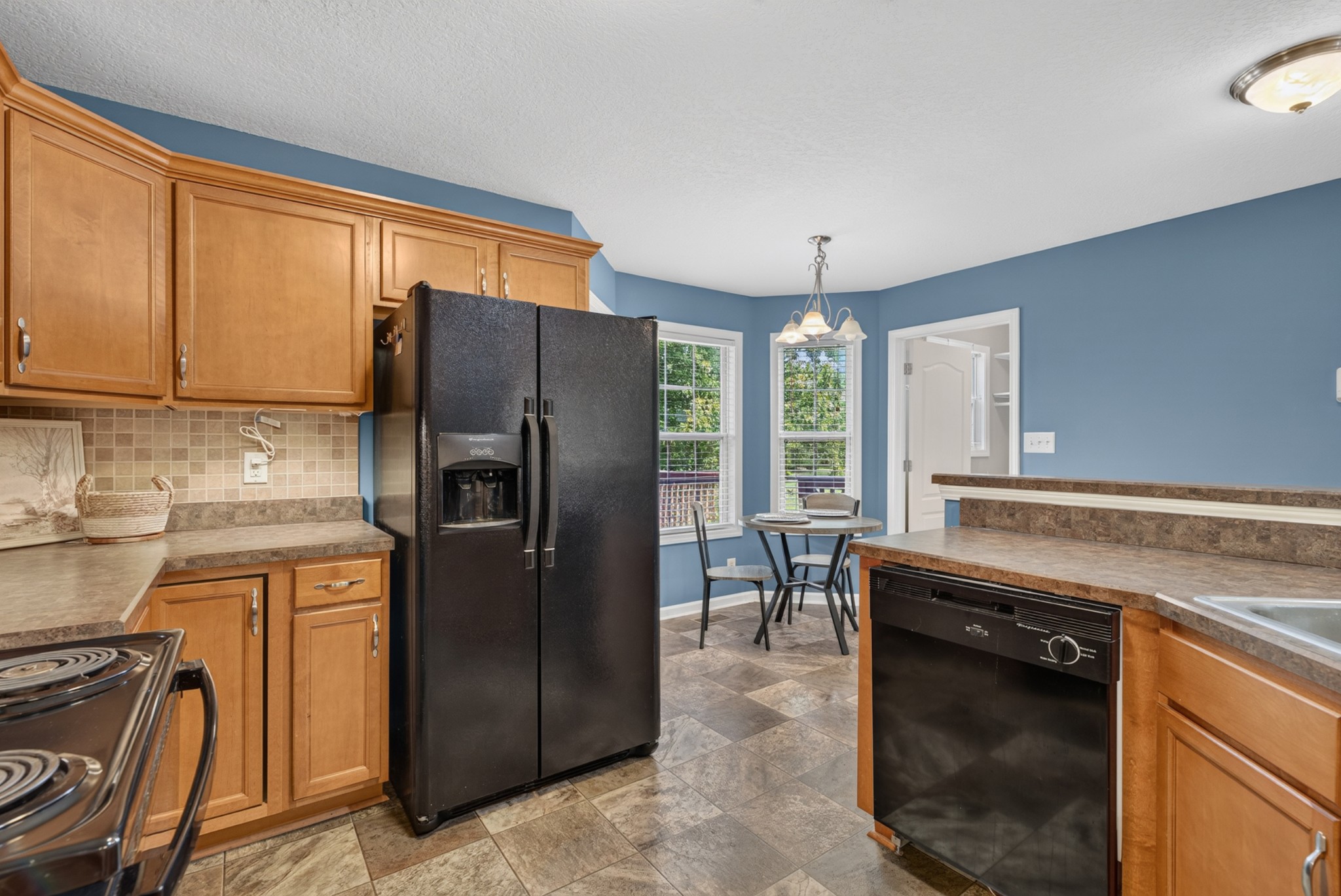 225 Raintree Dr Property Photo 13
